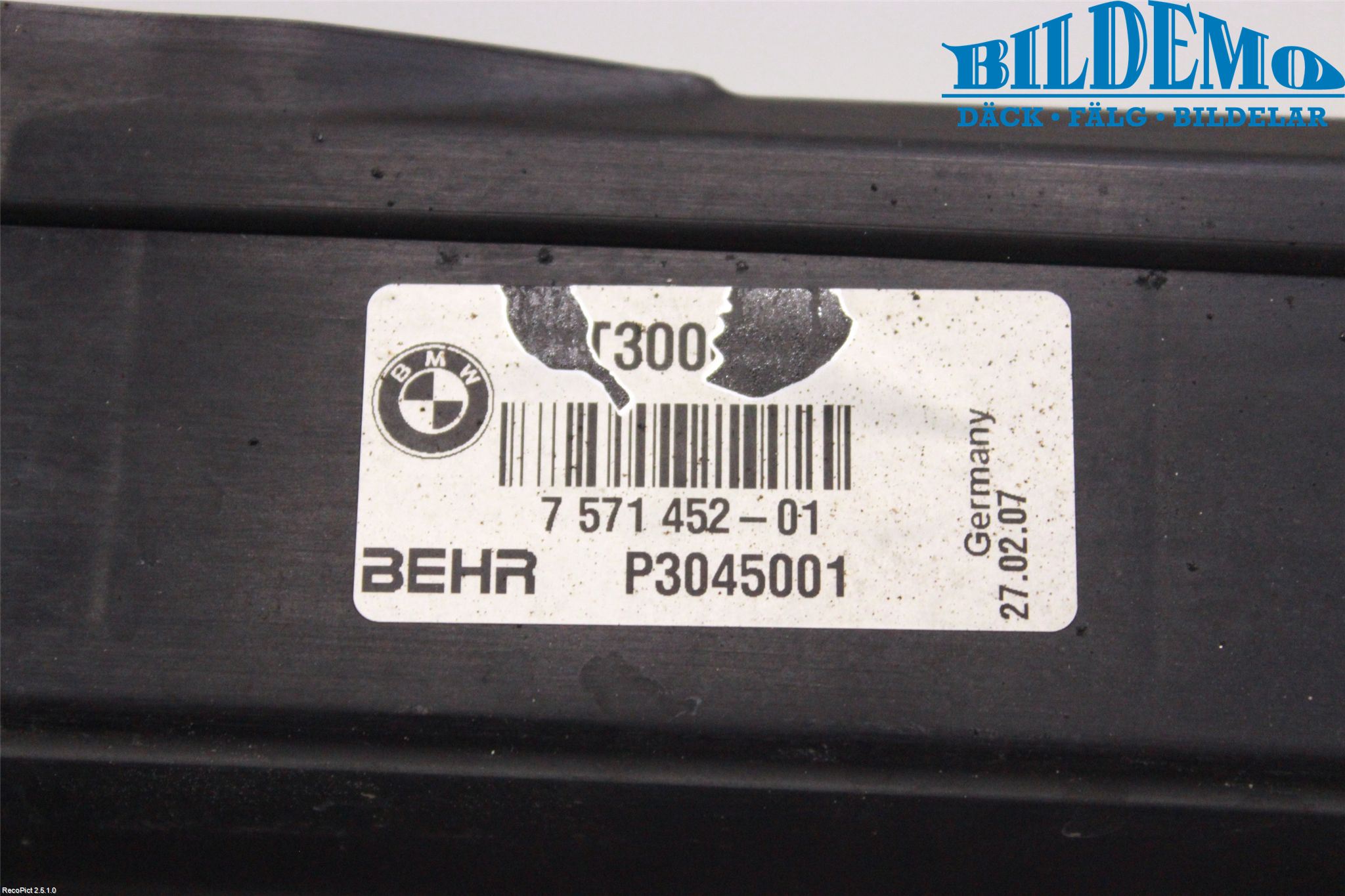 BMW 5 E60/61 Sed/Tou 02-10 Kylarfäste-Ram-Balk