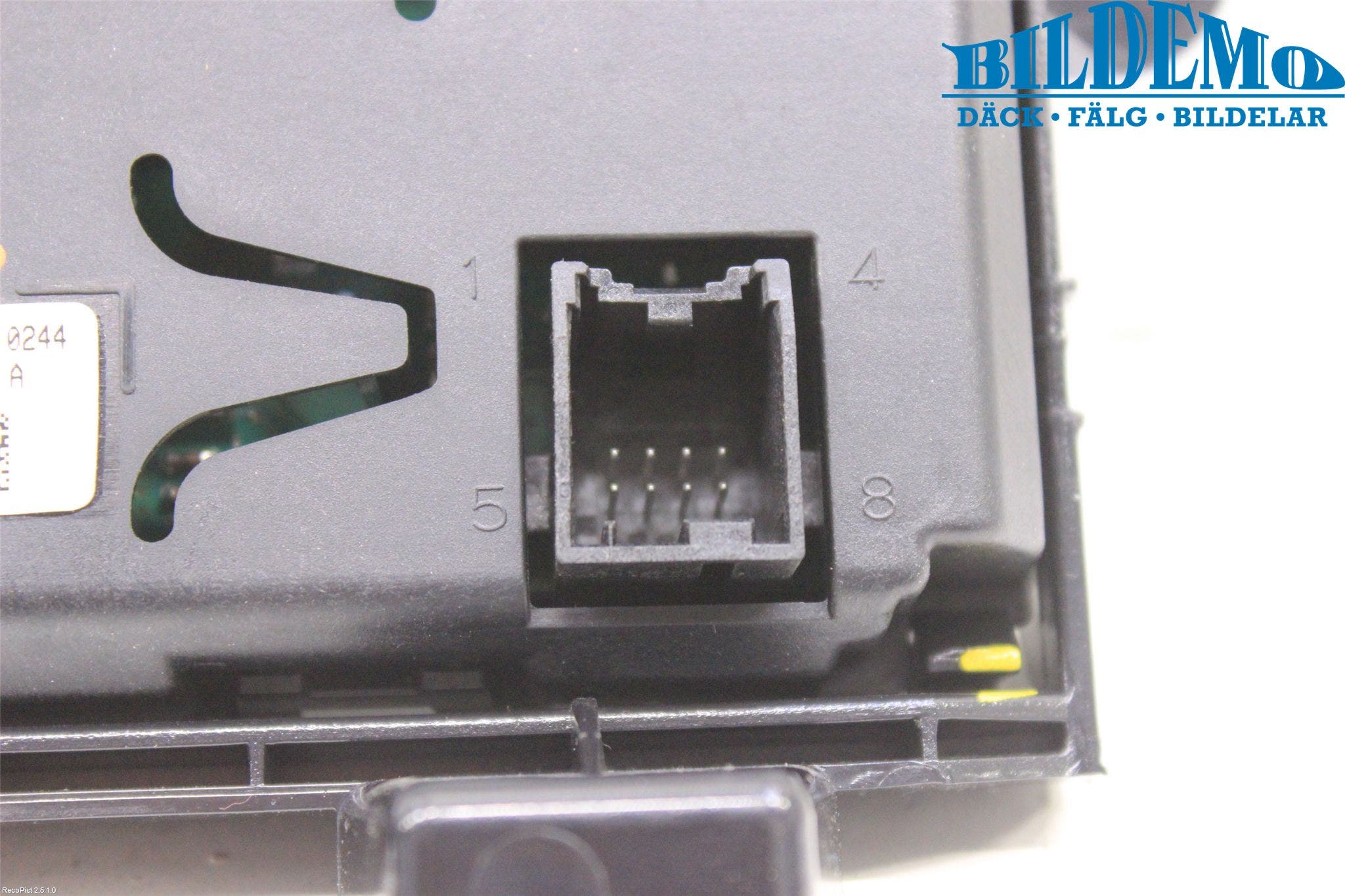 GM CHEVROLET ORLANDO Bildskärm