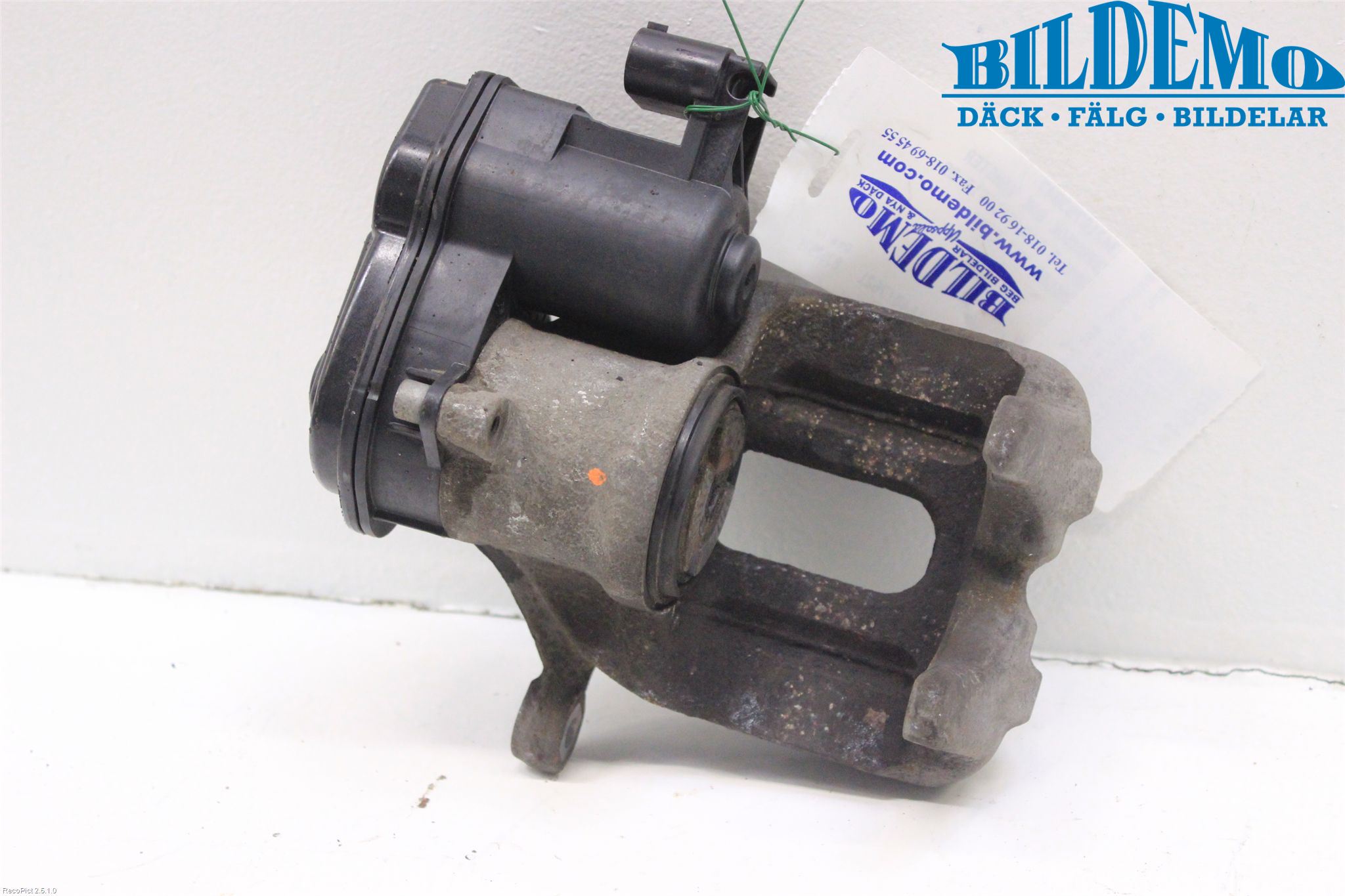 BMW 5 F10/F11/F18 09-17 Bromsok Bak Vänster