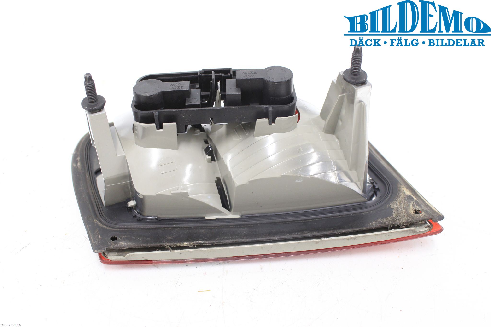 Saab 9-3 VER 2 Bakljus Lucka Vä