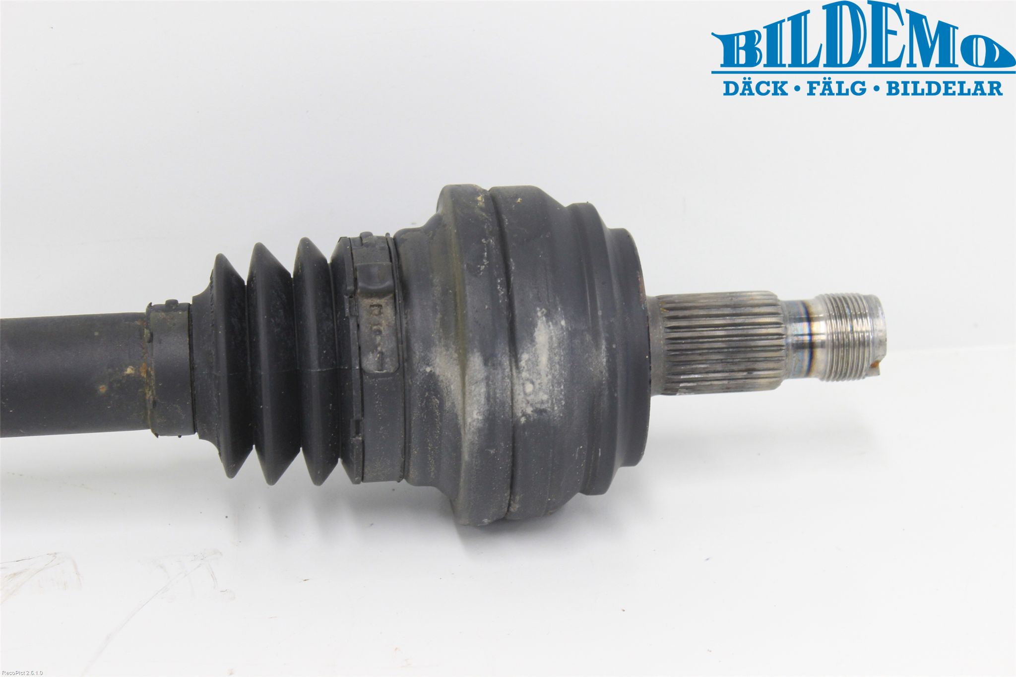 Mercedes-Benz MB C-KLASS (W205) 14-21 Drivaxel Bak Höger