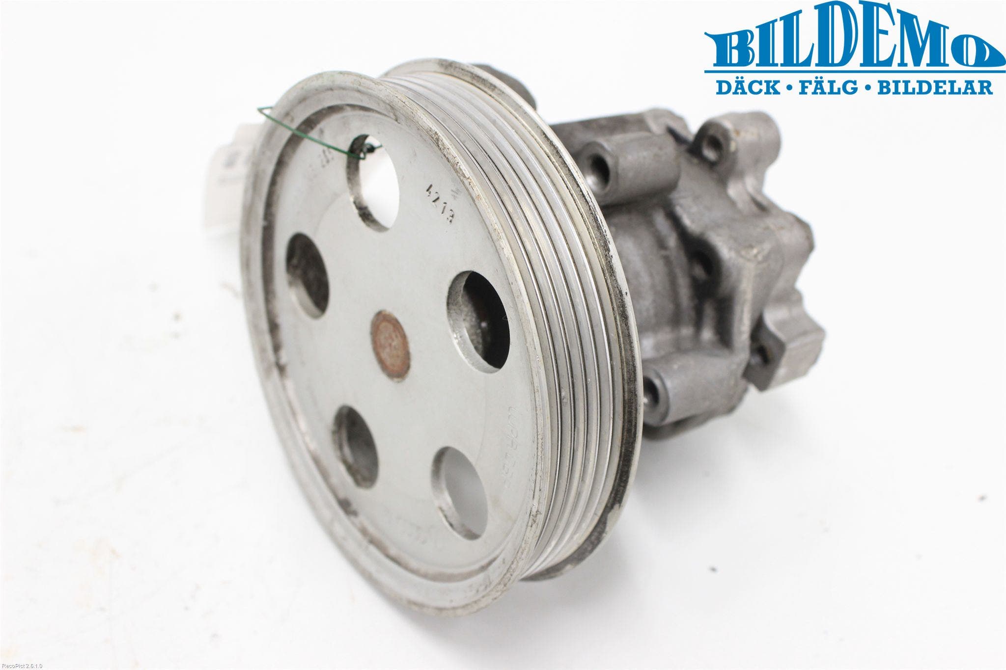 Audi A4/S4 01-05 Styrservopump