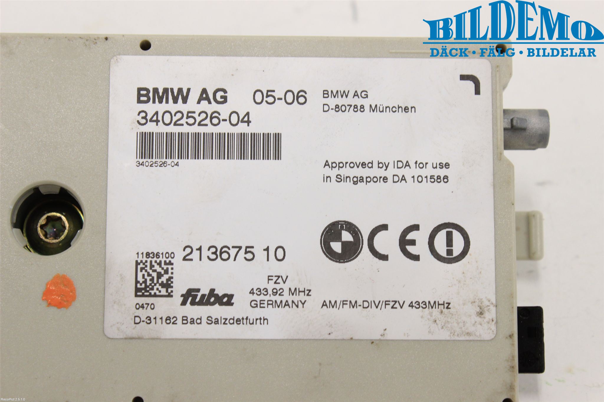 BMW X3 E83     03-10 Antennförstärkare