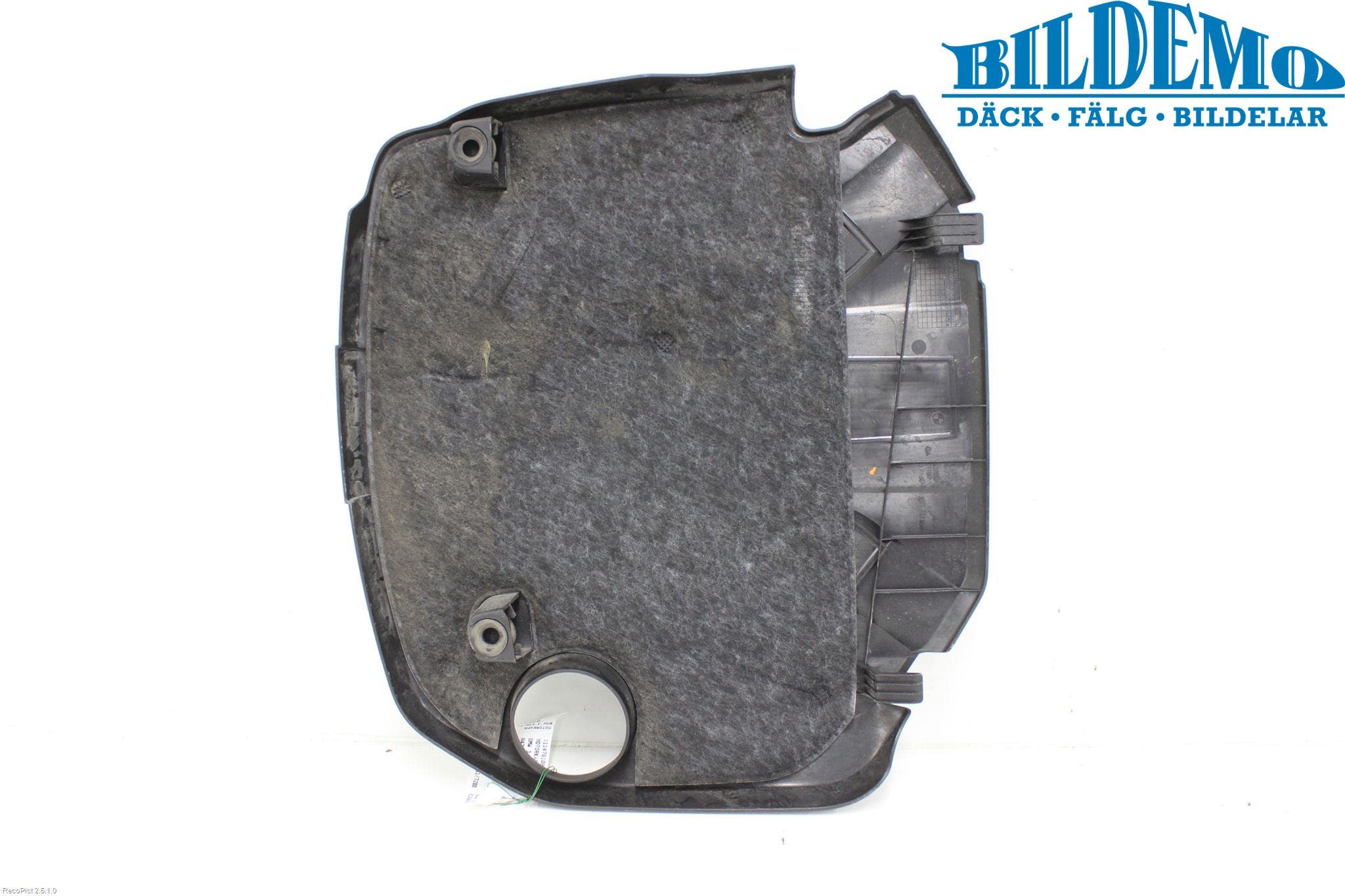 BMW 3 F30/F31/F80 12-19 Motorkåpa