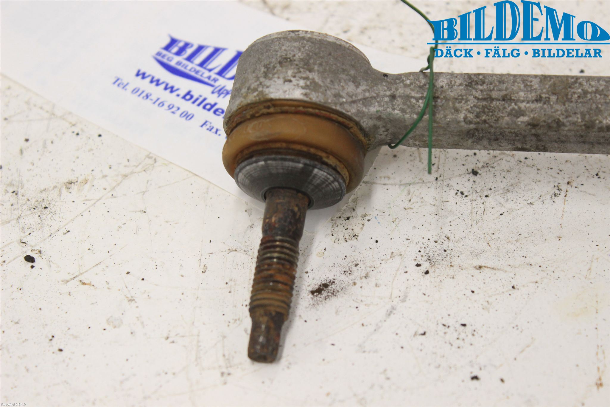 BMW 5 E60/61 Sed/Tou 02-10 Bärarm Bak Övre Höger