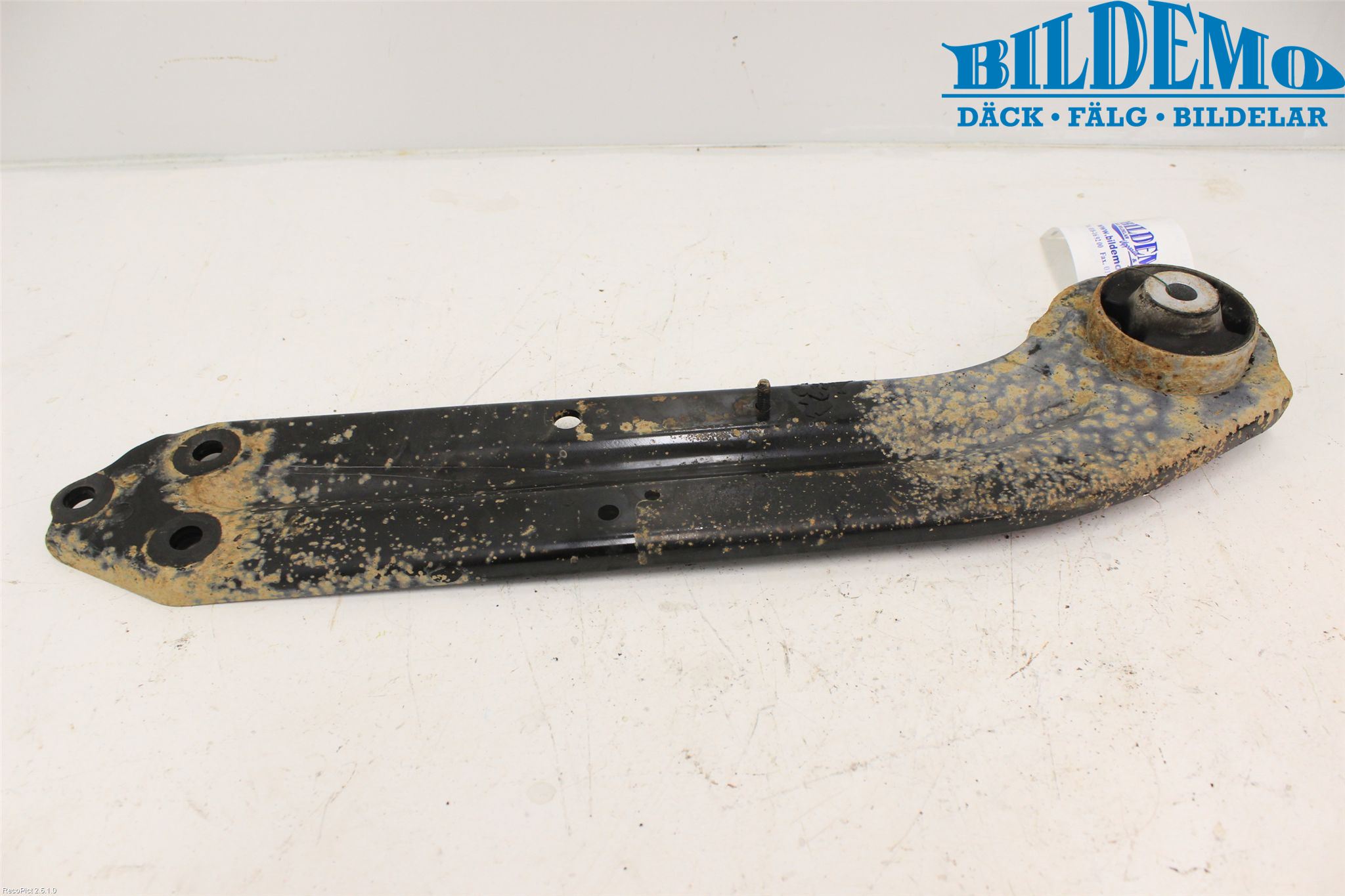 Opel ANTARA Bärarm Bak Höger