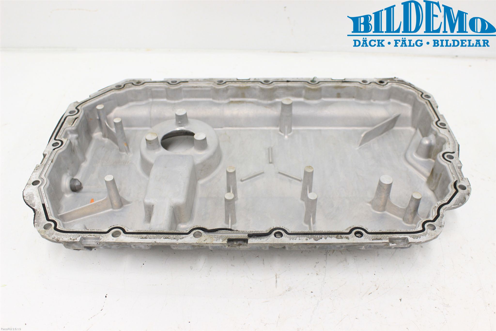 Audi A6/S6     05-11 Oljetråg