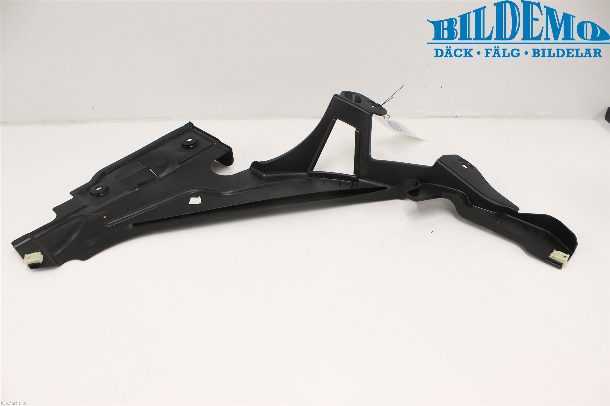 Mini ONE/COOPER 3DR F56 14-24 Hasplåt Plåt-Plast
