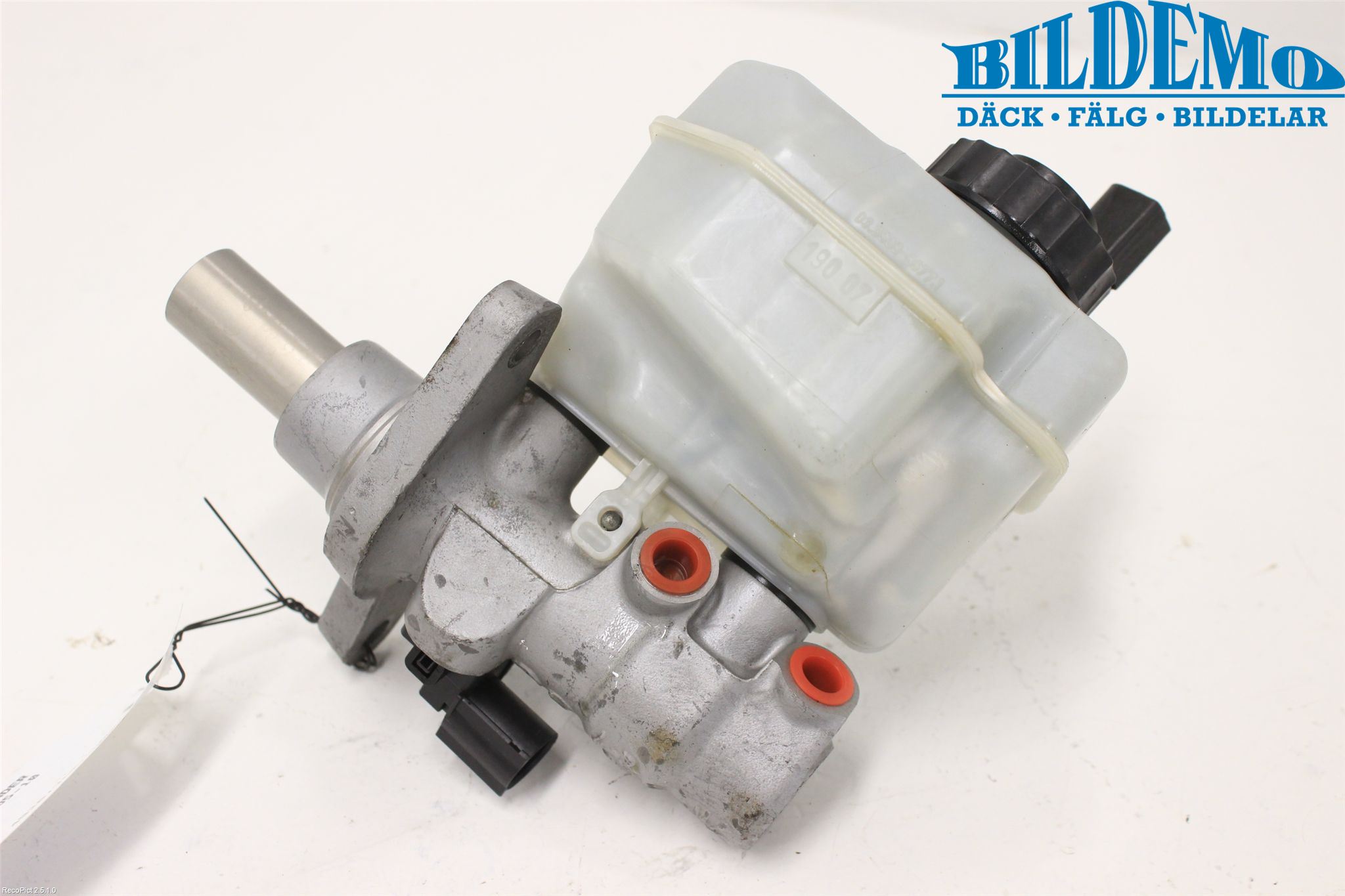 Volkswagen VW PASSAT 05-11 Broms Huvudcylinder