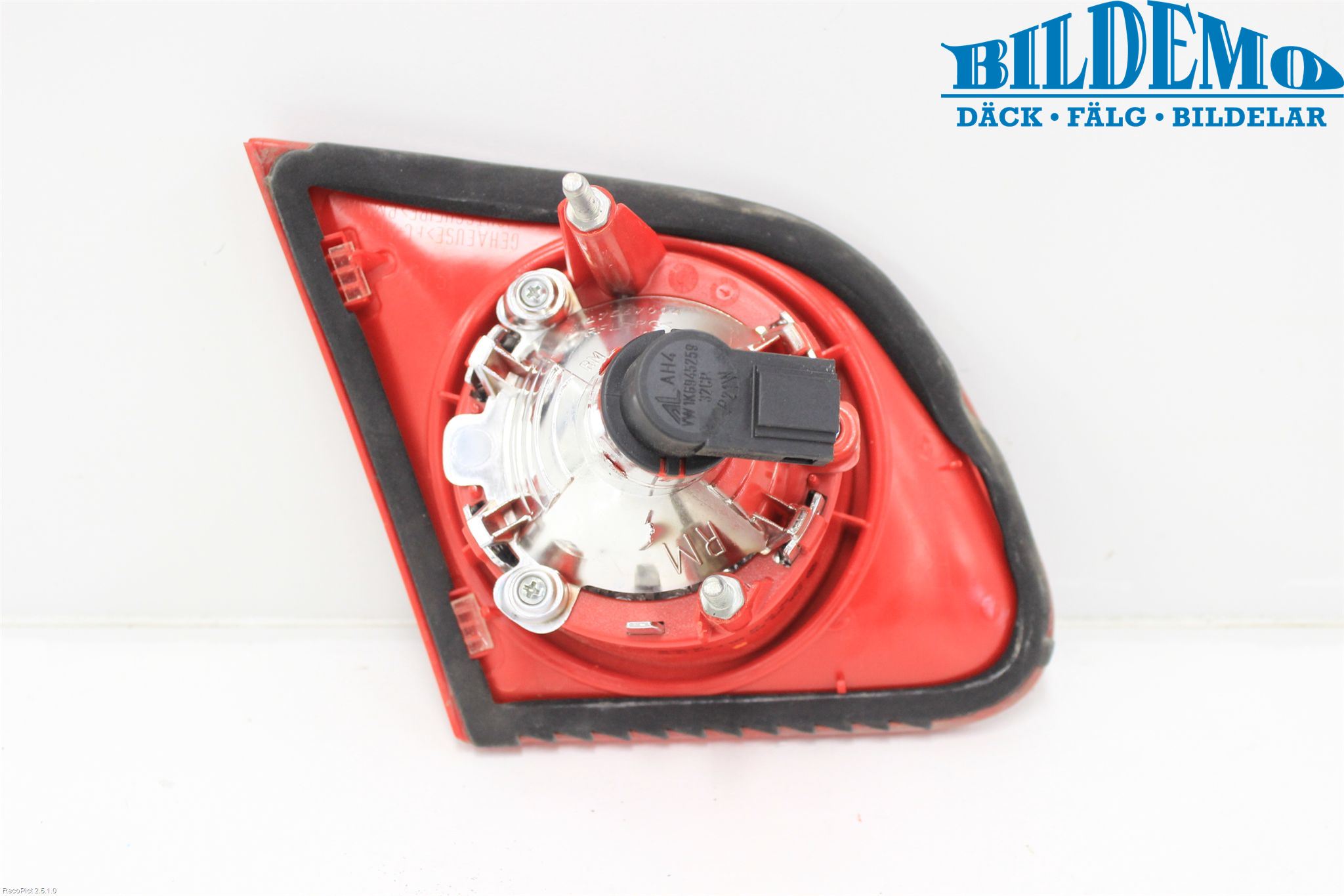 Volkswagen VW PASSAT 05-11 Bakljus Lucka Hö