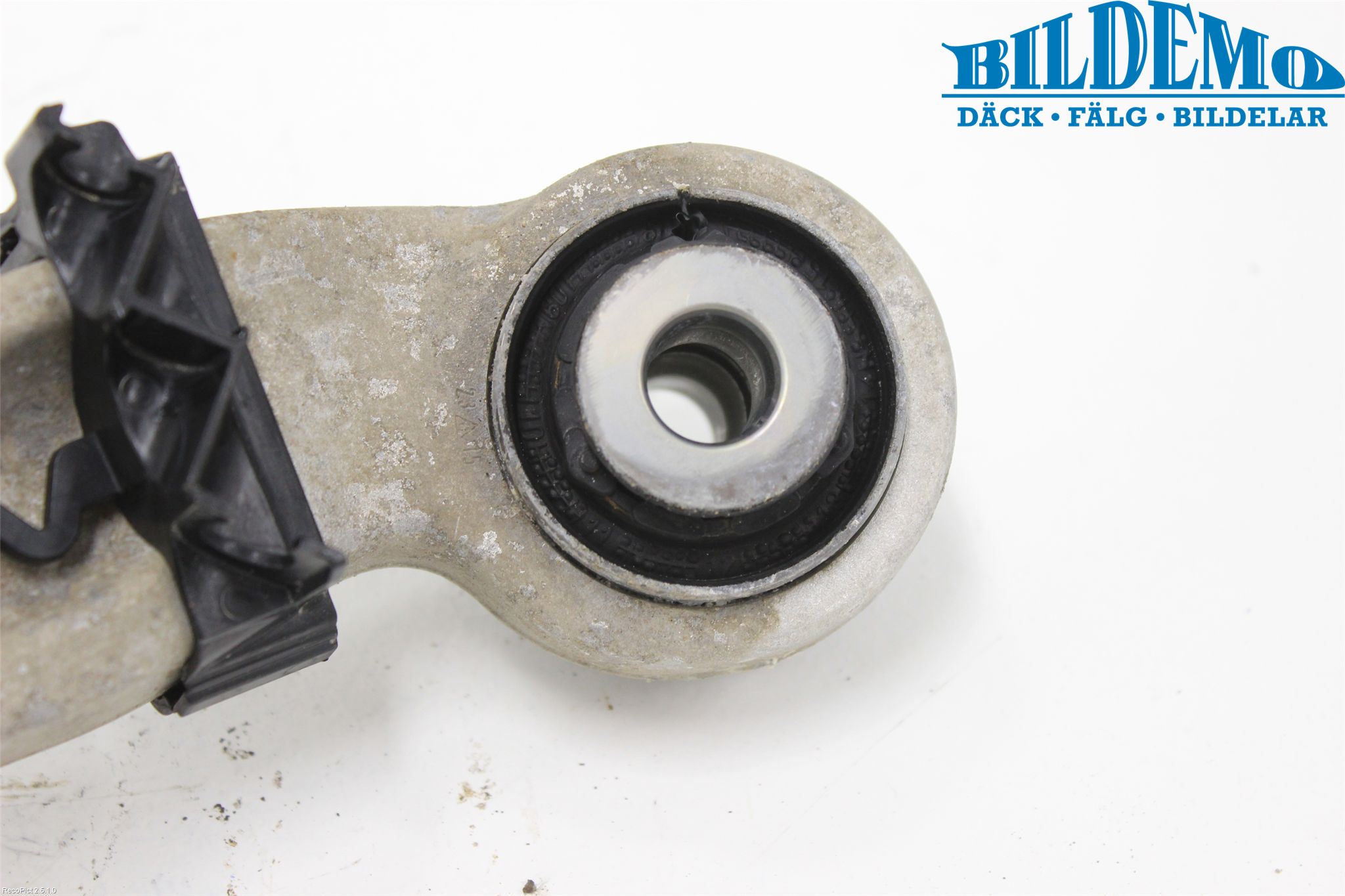 BMW 5 F10/F11/F18 09-17 Bärarm Bak Övre Vänster