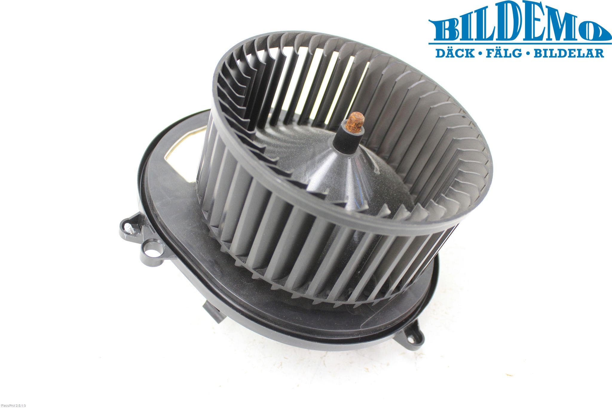 BMW 3 F30/F31/F80 12-19 Värmefläkt