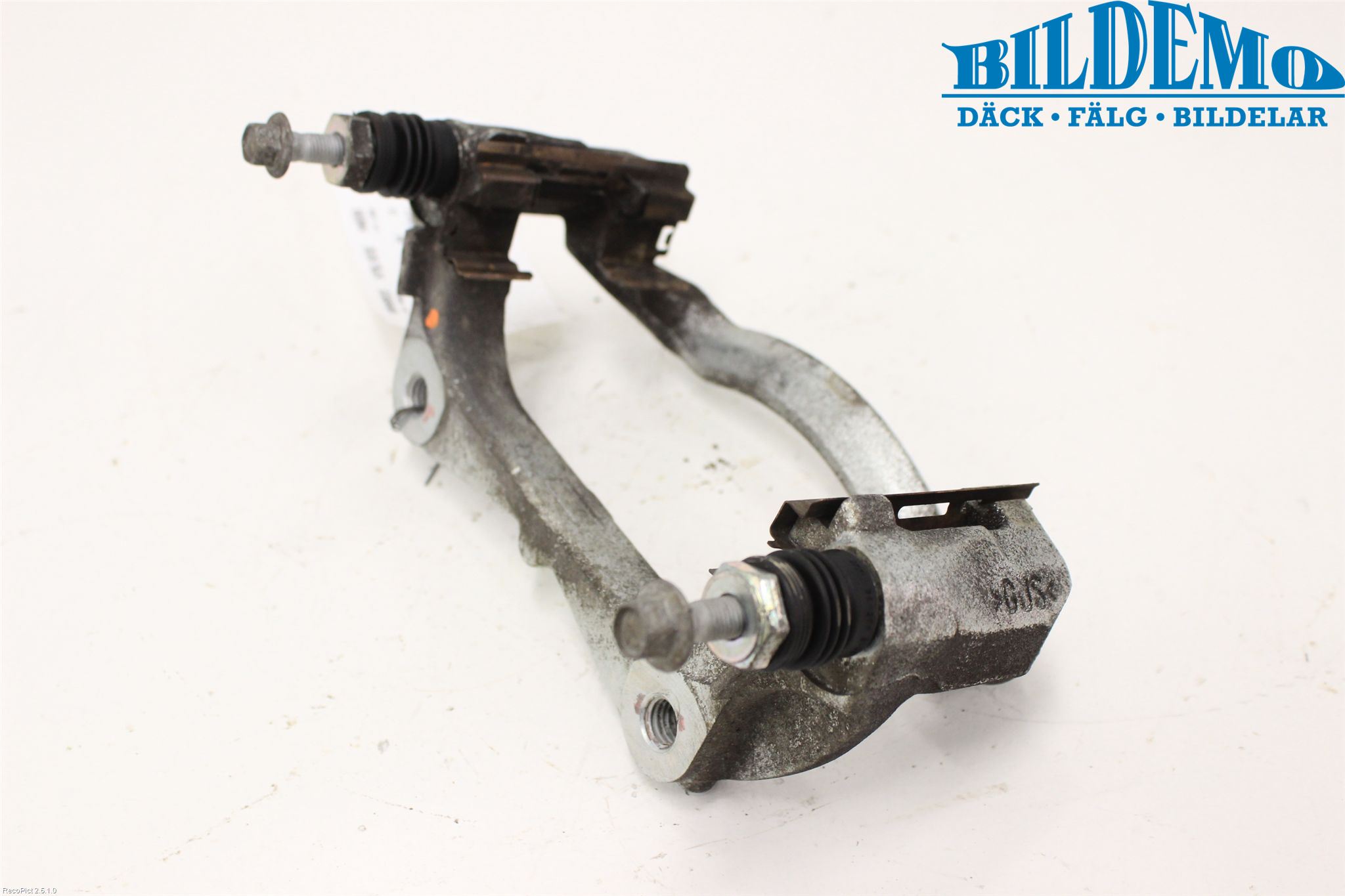 Opel ASTRA J 10-15 Bromsokshållare