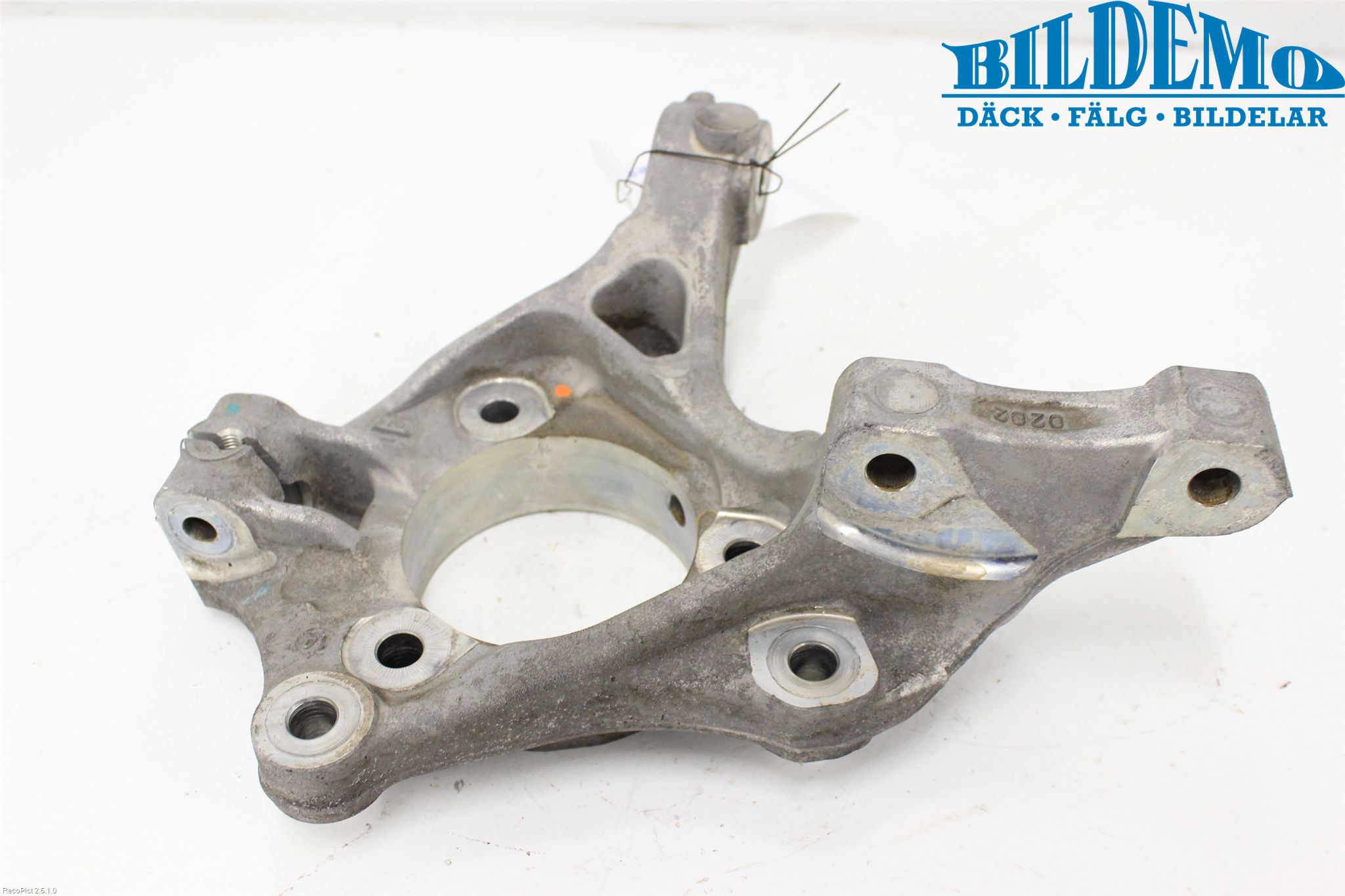 Opel ASTRA J 10-15 Styrspindel Lagerhus Vä