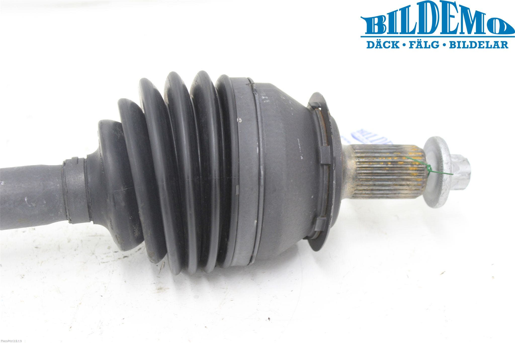 Mercedes-Benz MB A-KLASS (W176) 13-18 Drivaxel Fram Vänster