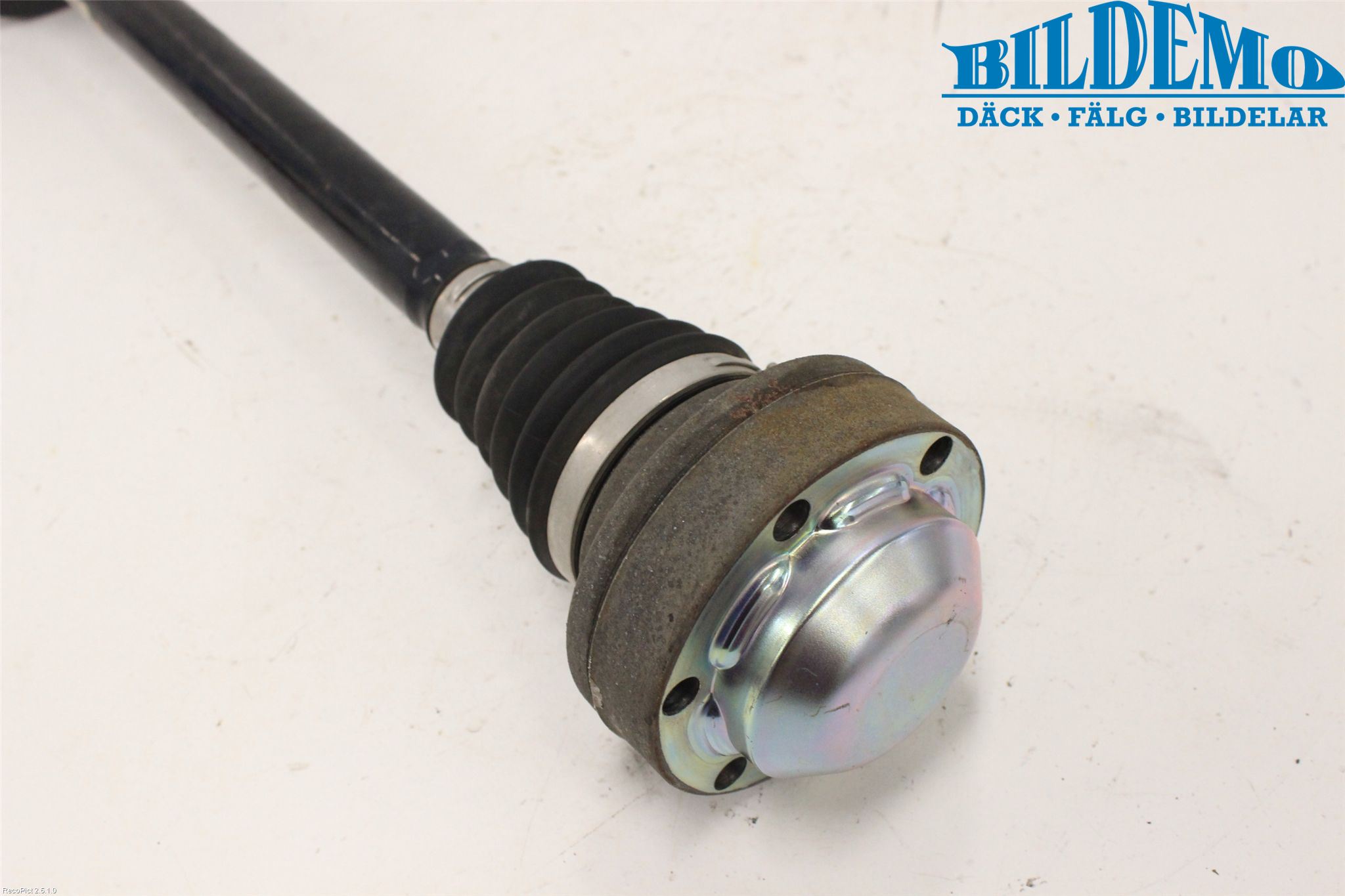 Audi A6/S6     05-11 Drivaxel Bak Vänster
