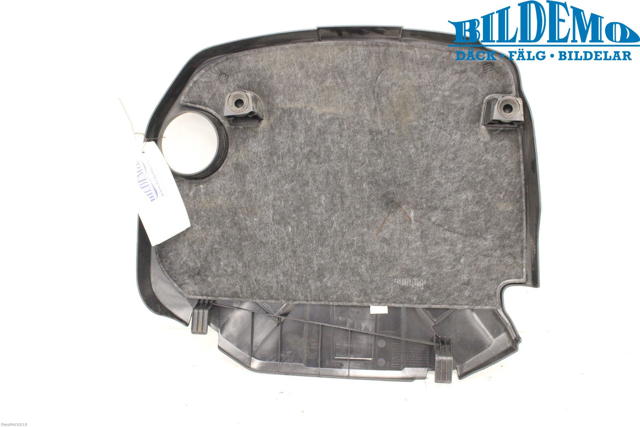 BMW 3 F30/F31/F80 12-19 Motorkåpa