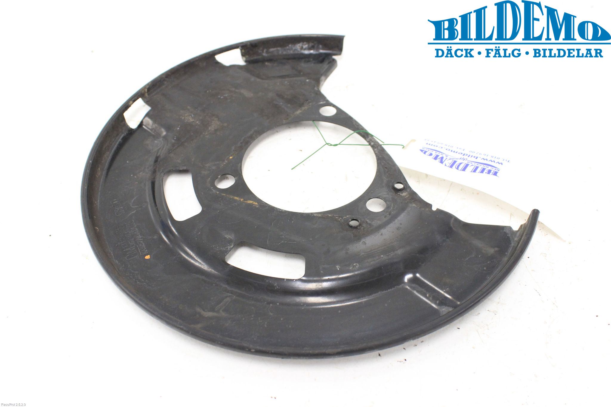 Opel ASTRA J 10-15 Bromssköld Fram