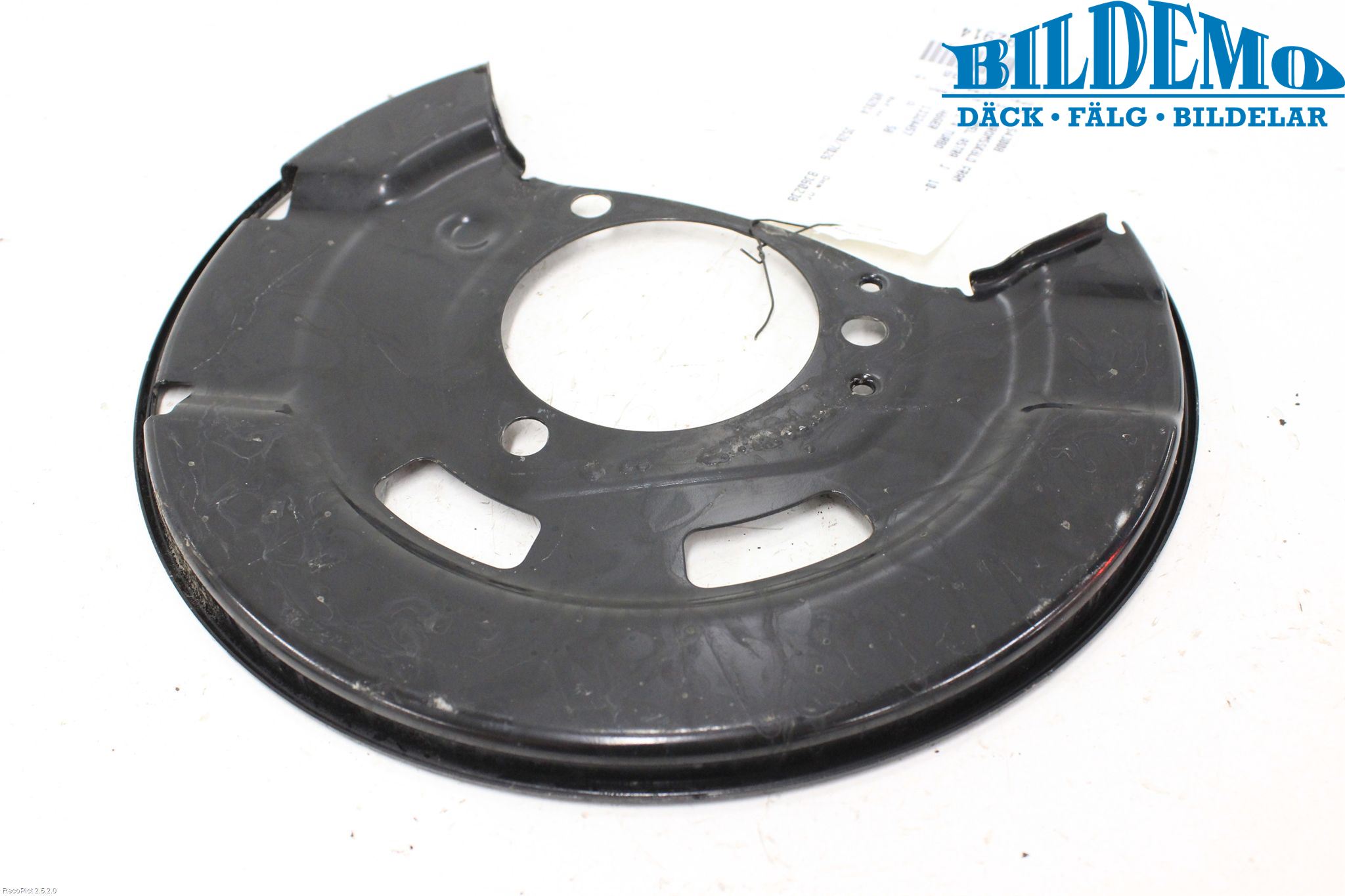 Opel ASTRA J 10-15 Bromssköld Fram