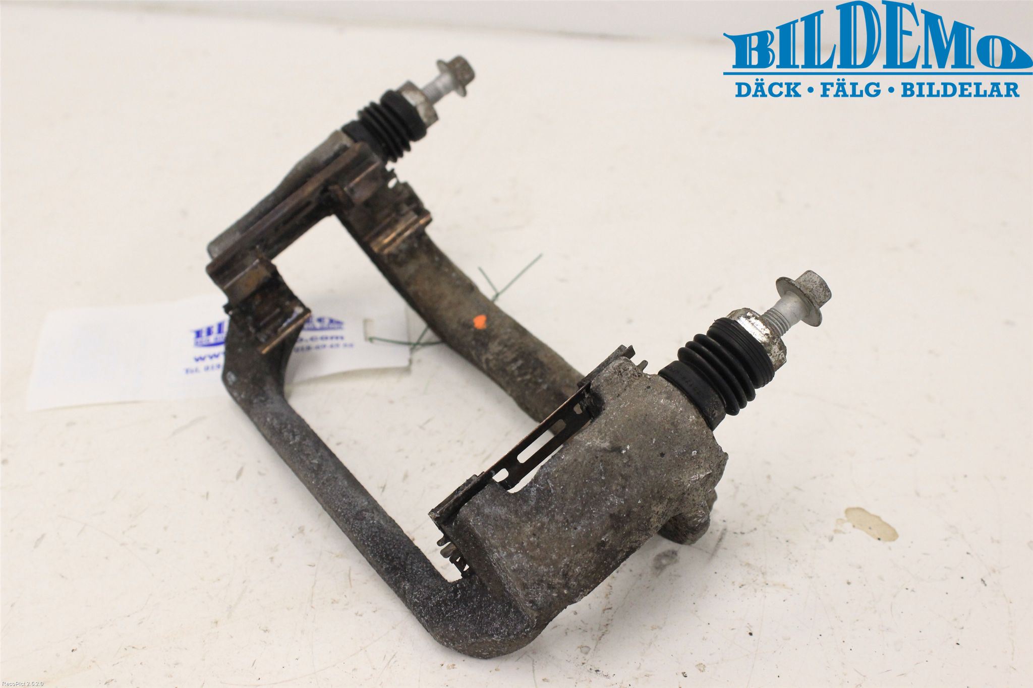 Opel ASTRA J 10-15 Bromsokshållare