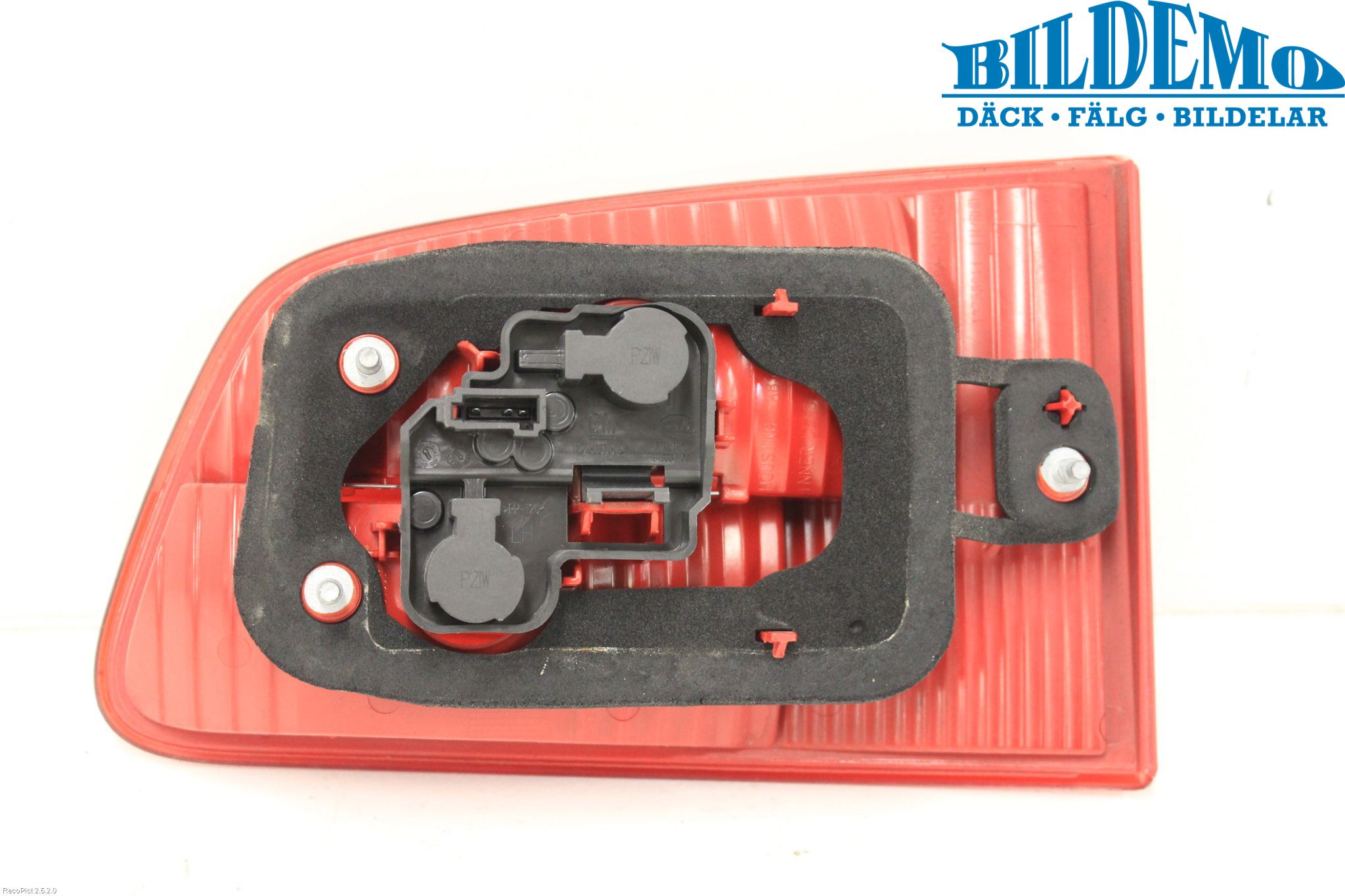 Saab 9-5     06-10 Bakljus Lucka Vä