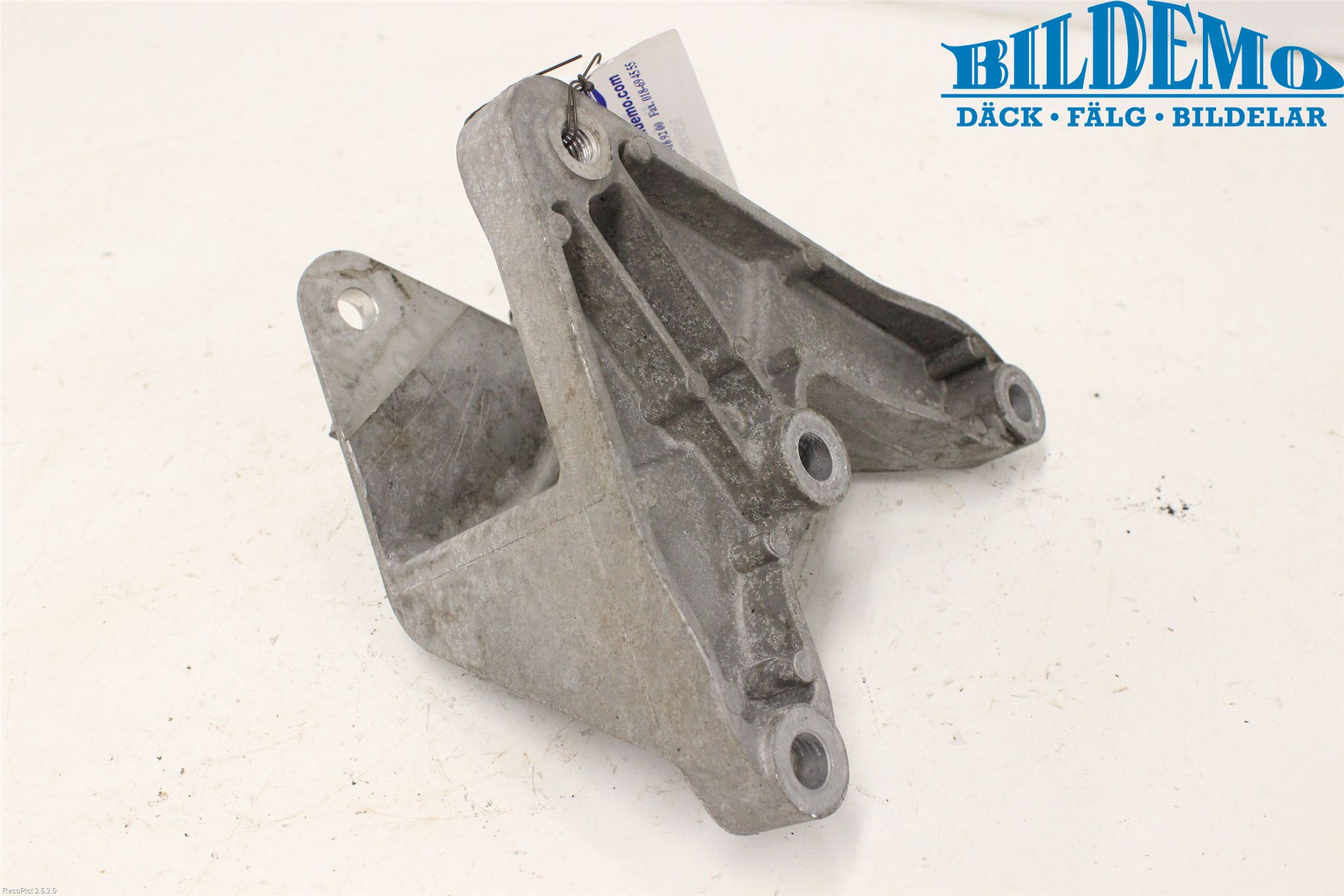 Opel ASTRA J 10-15 Växellådsfäste