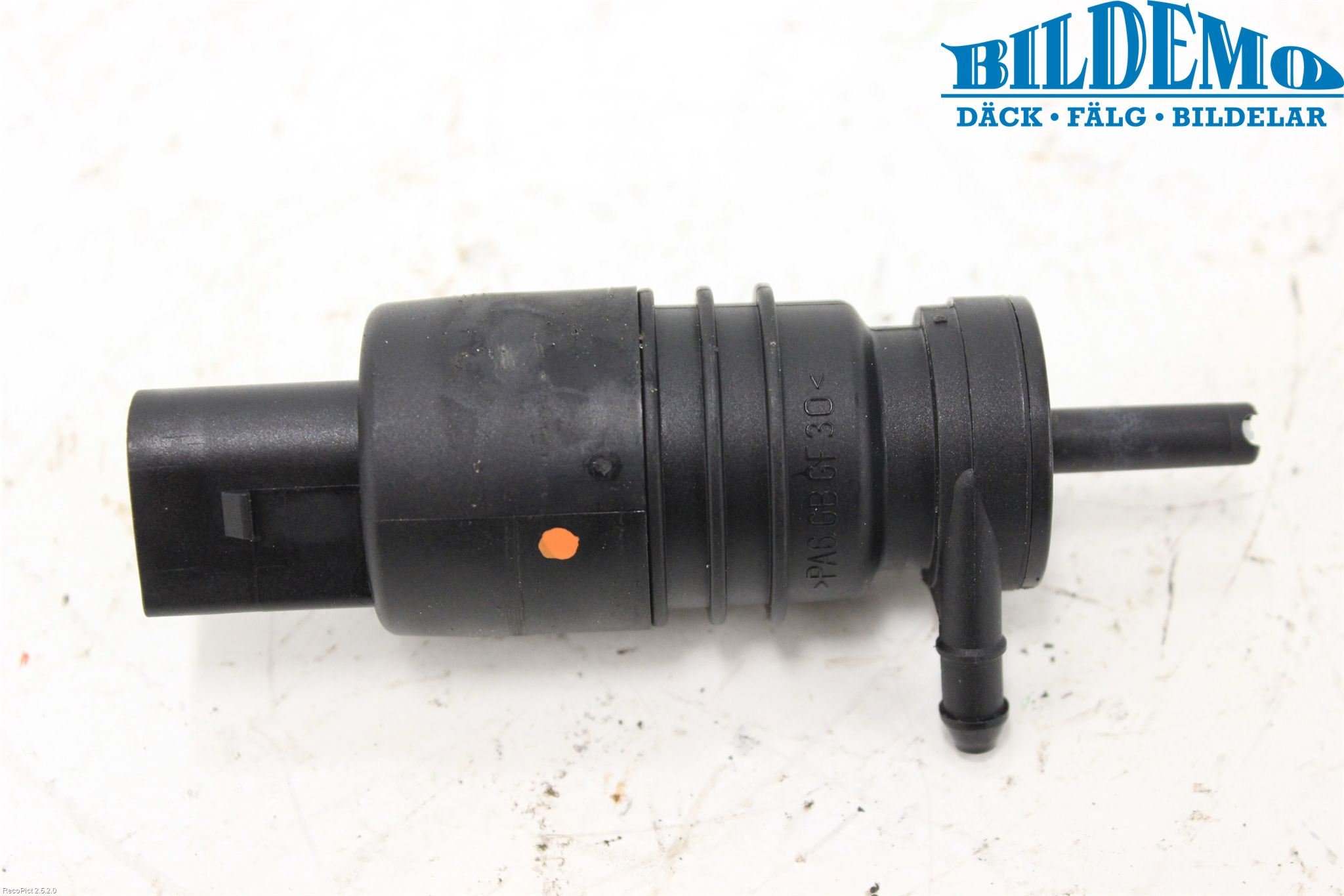 Mercedes-Benz MB E-KLASS (W212) 09-16 Spolarpump Vindruta