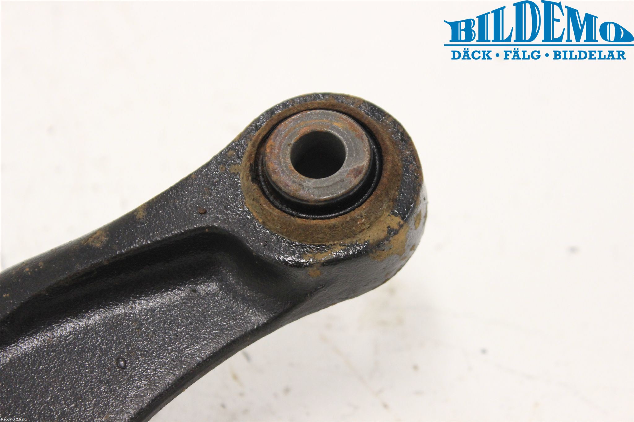 Volvo XC60 09-13 Bärarm Bak Vänster