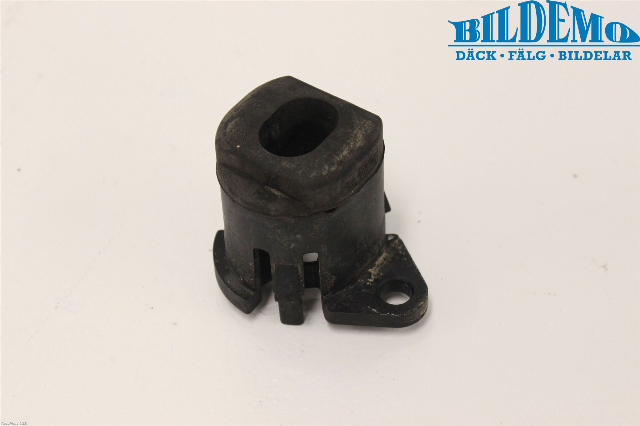 Volvo V50 04-07 Kylarfäste-Ram-Balk