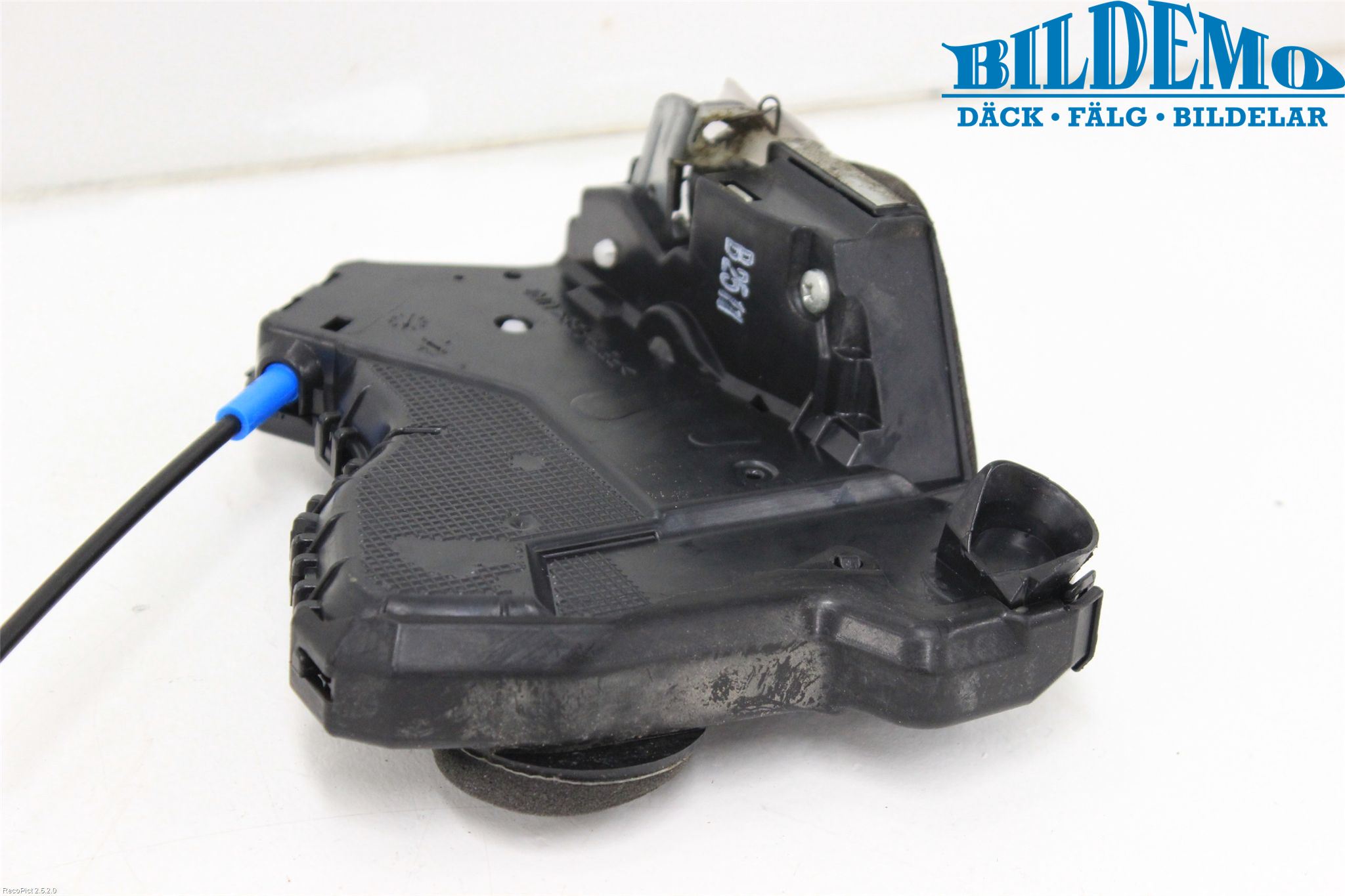 Toyota AURIS 10-12 Låskista-Dörrlås