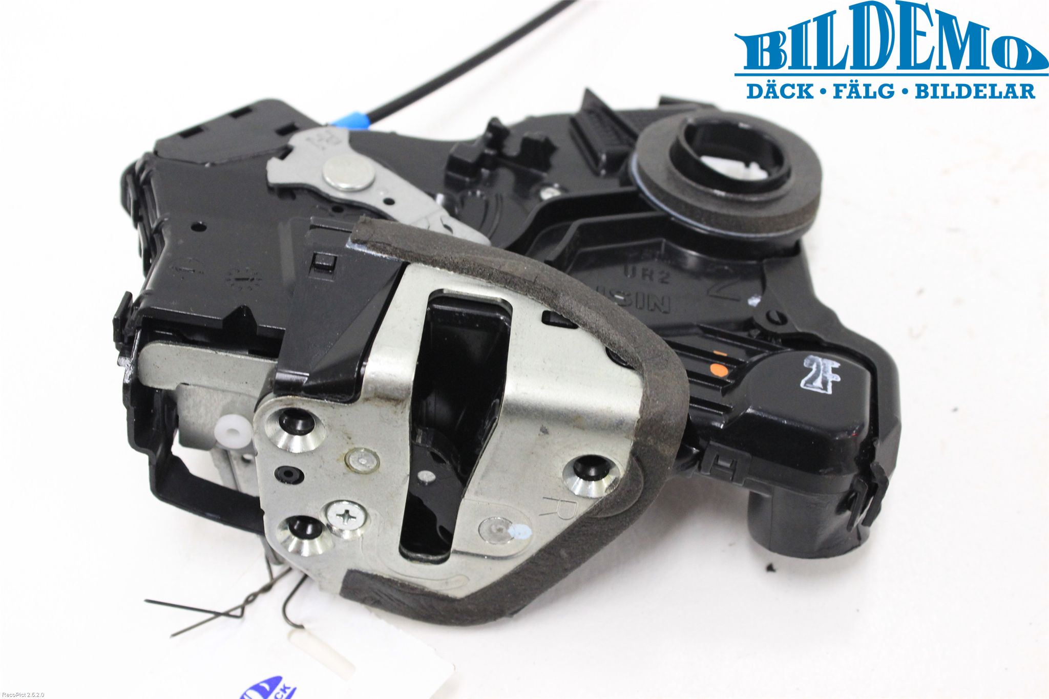 Toyota AURIS 10-12 Låskista-Dörrlås