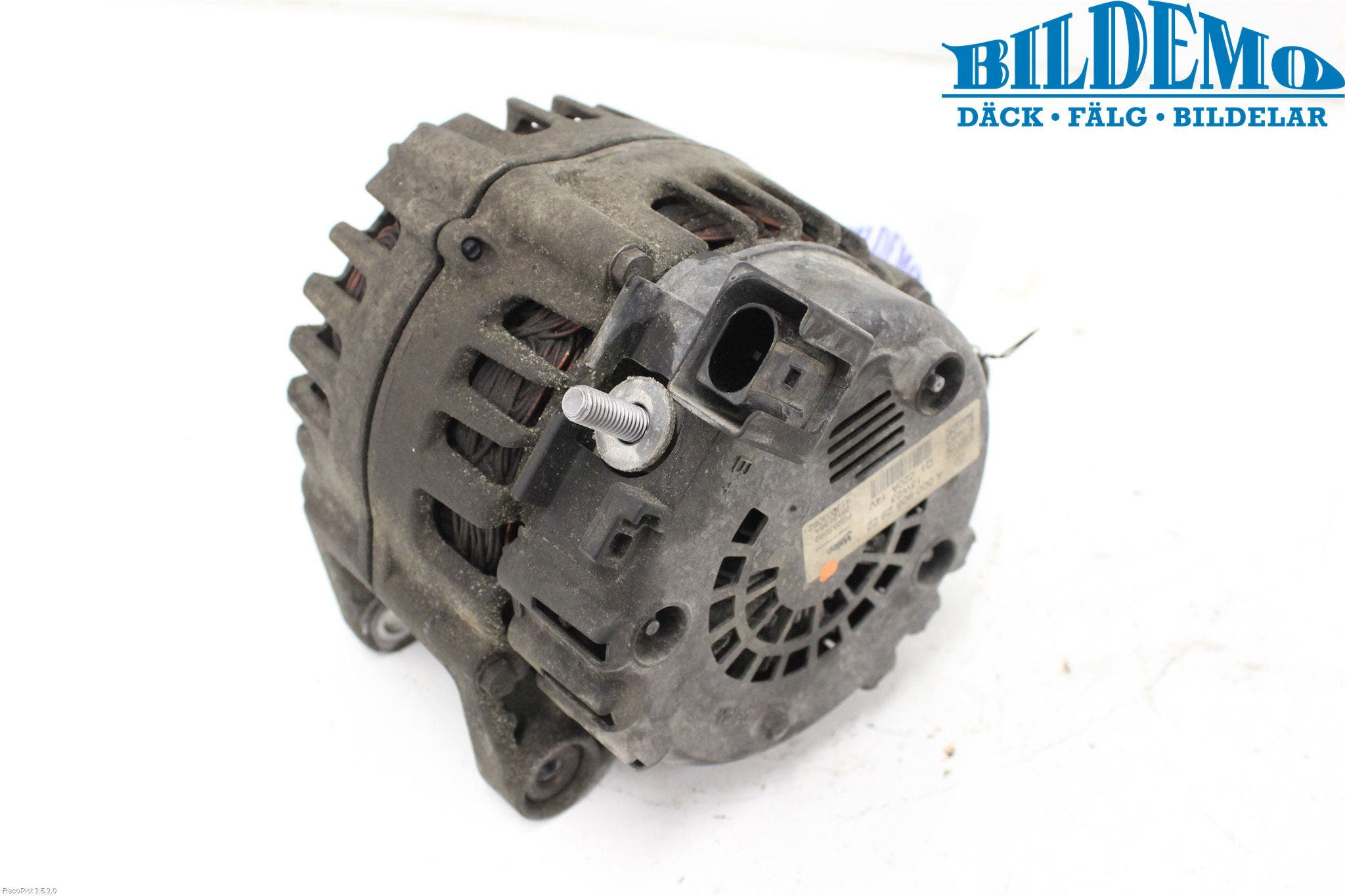 Mercedes-Benz MB E-KLASS (W212) 09-16 Generator