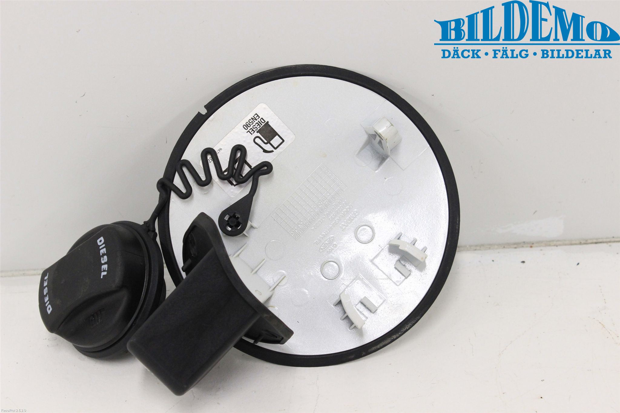 Chevrolet CAPTIVA Tanklucka