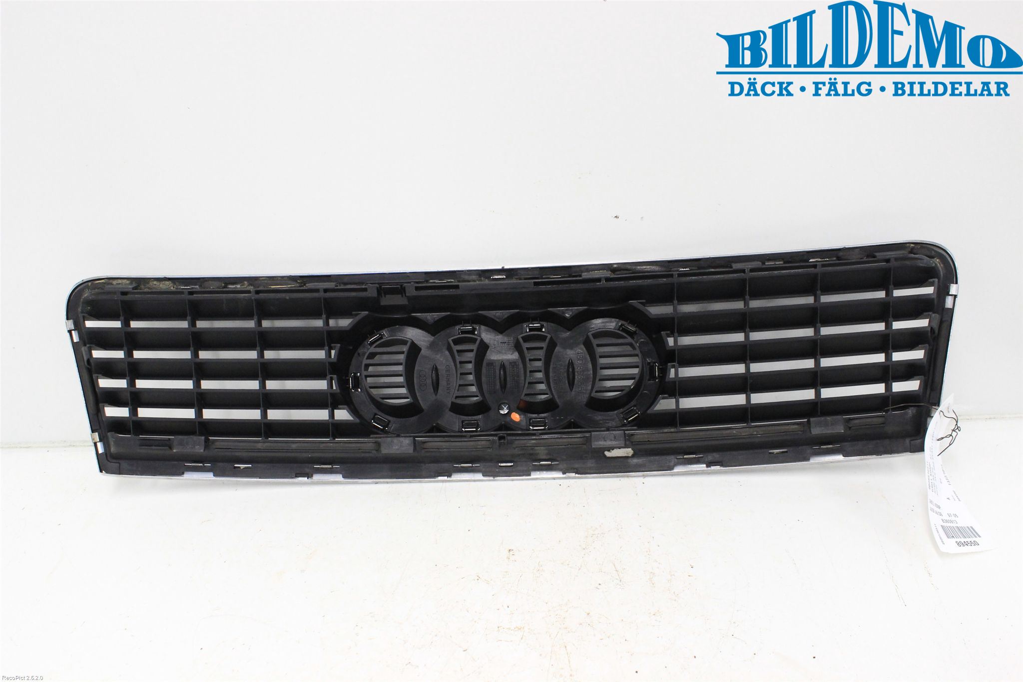 Audi A6/S6     97-05 Grill Komp