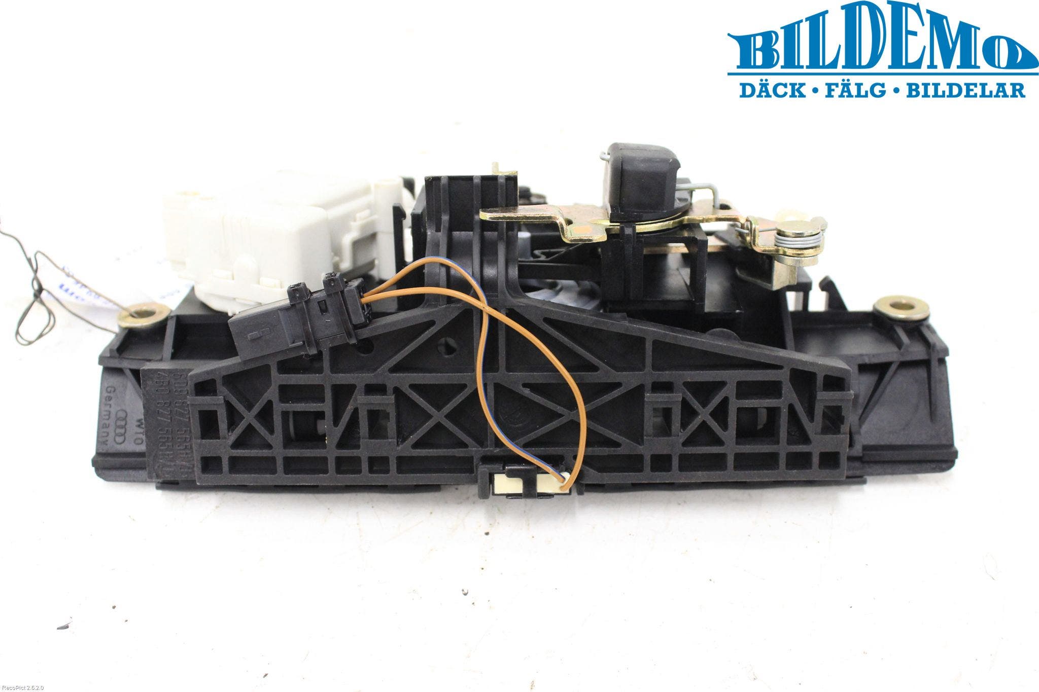 Audi A6/S6     97-05 Bakluckehandtag Inre