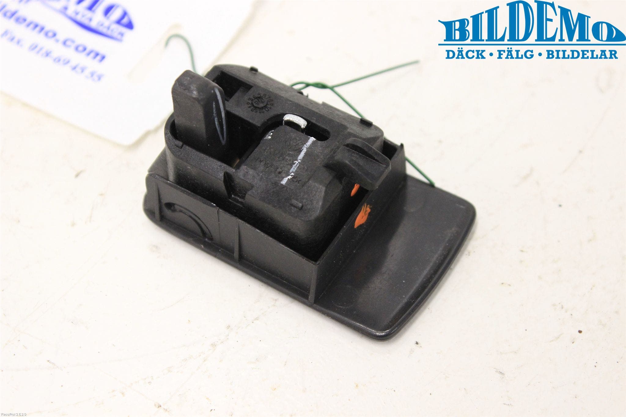 Volkswagen VW GOLF V 04-09 Handskfacklås