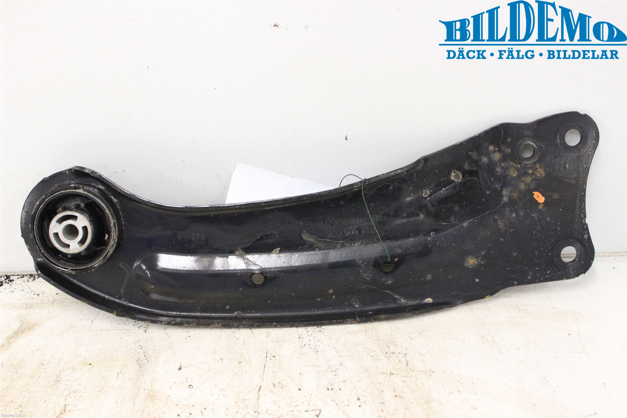Volkswagen VW TIGUAN 07-16 Bärarm Bak Vänster