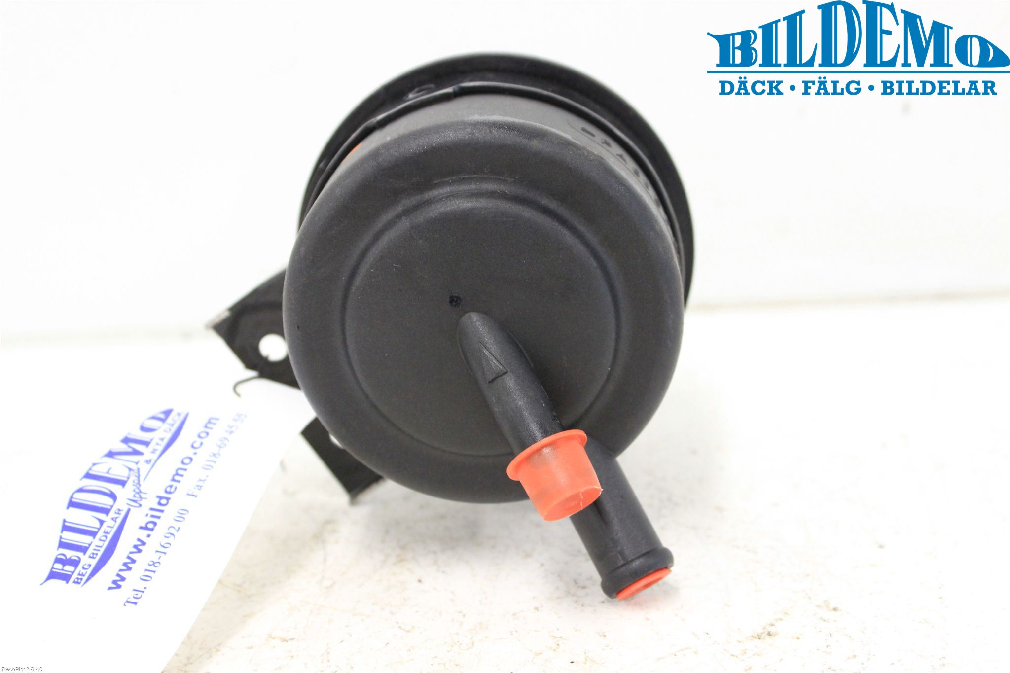 BMW 5 E60/61 Sed/Tou 02-10 Styrservooljebehållare