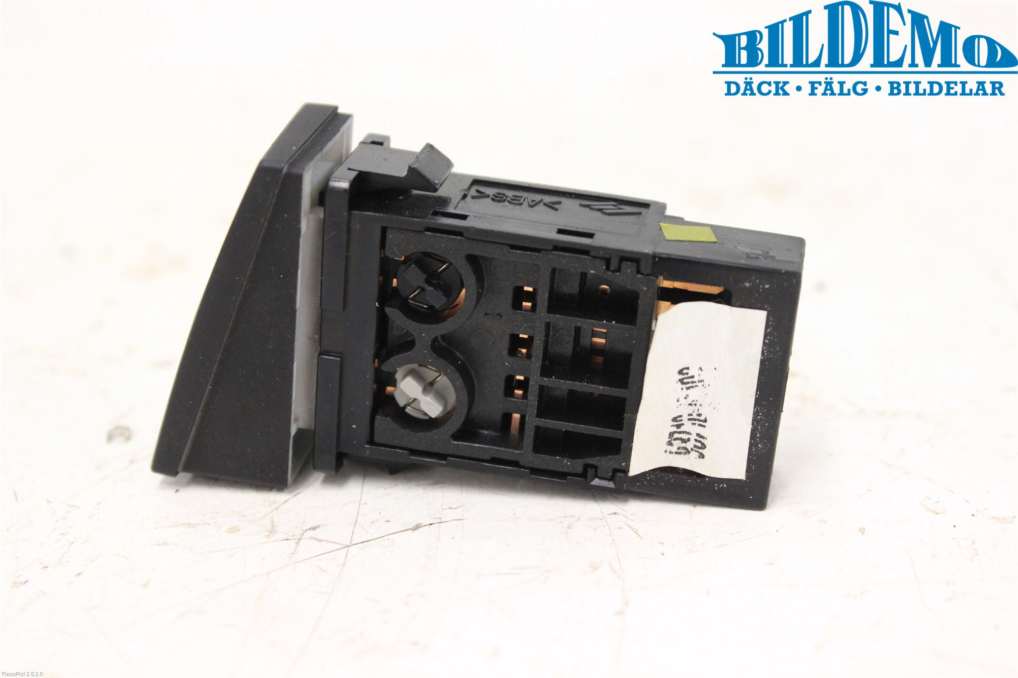 Hyundai COUPÉ Strömställare Stolvärme