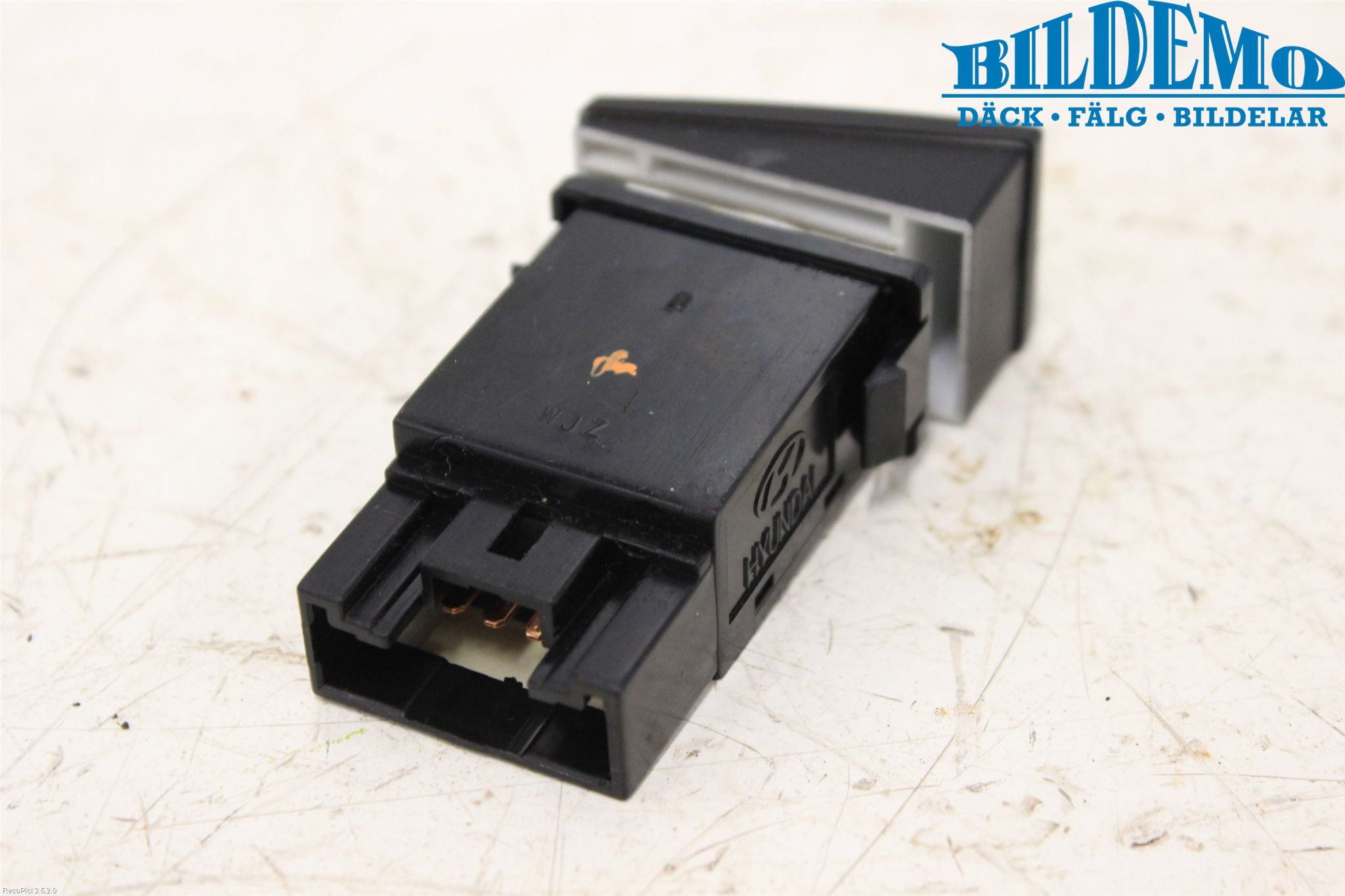 Hyundai COUPÉ Strömställare Ljus