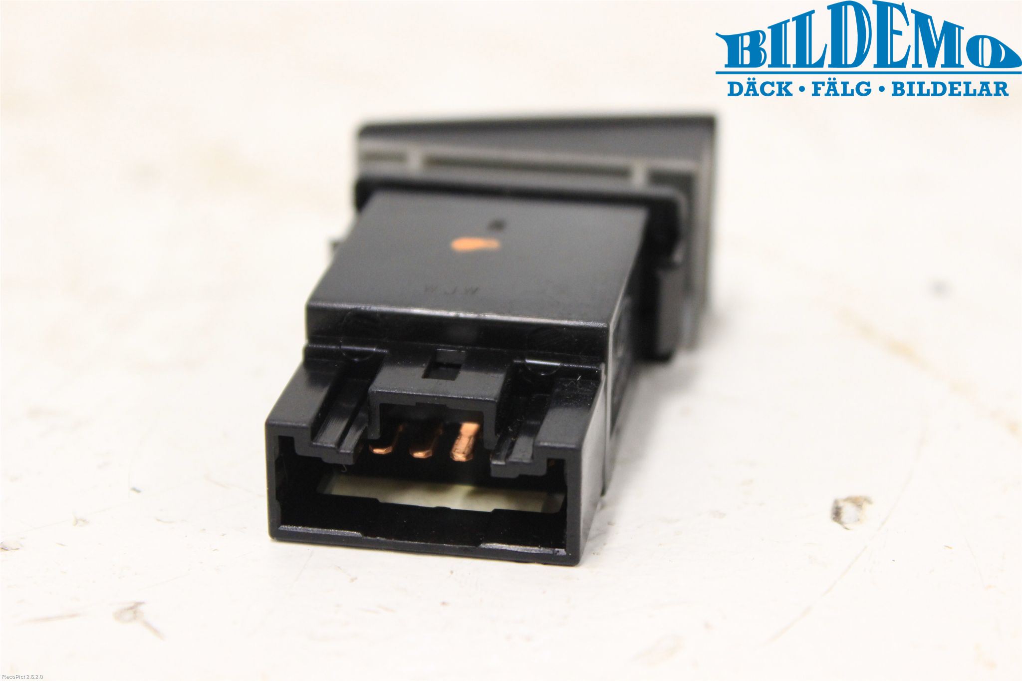 Hyundai COUPÉ Strömställare Ljus