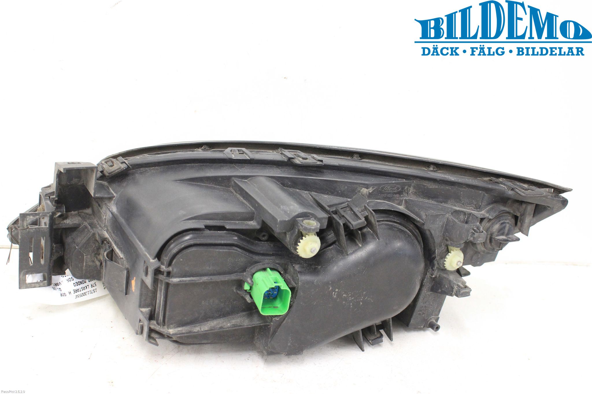 Ford MONDEO     01-06 Strålkastare Höger