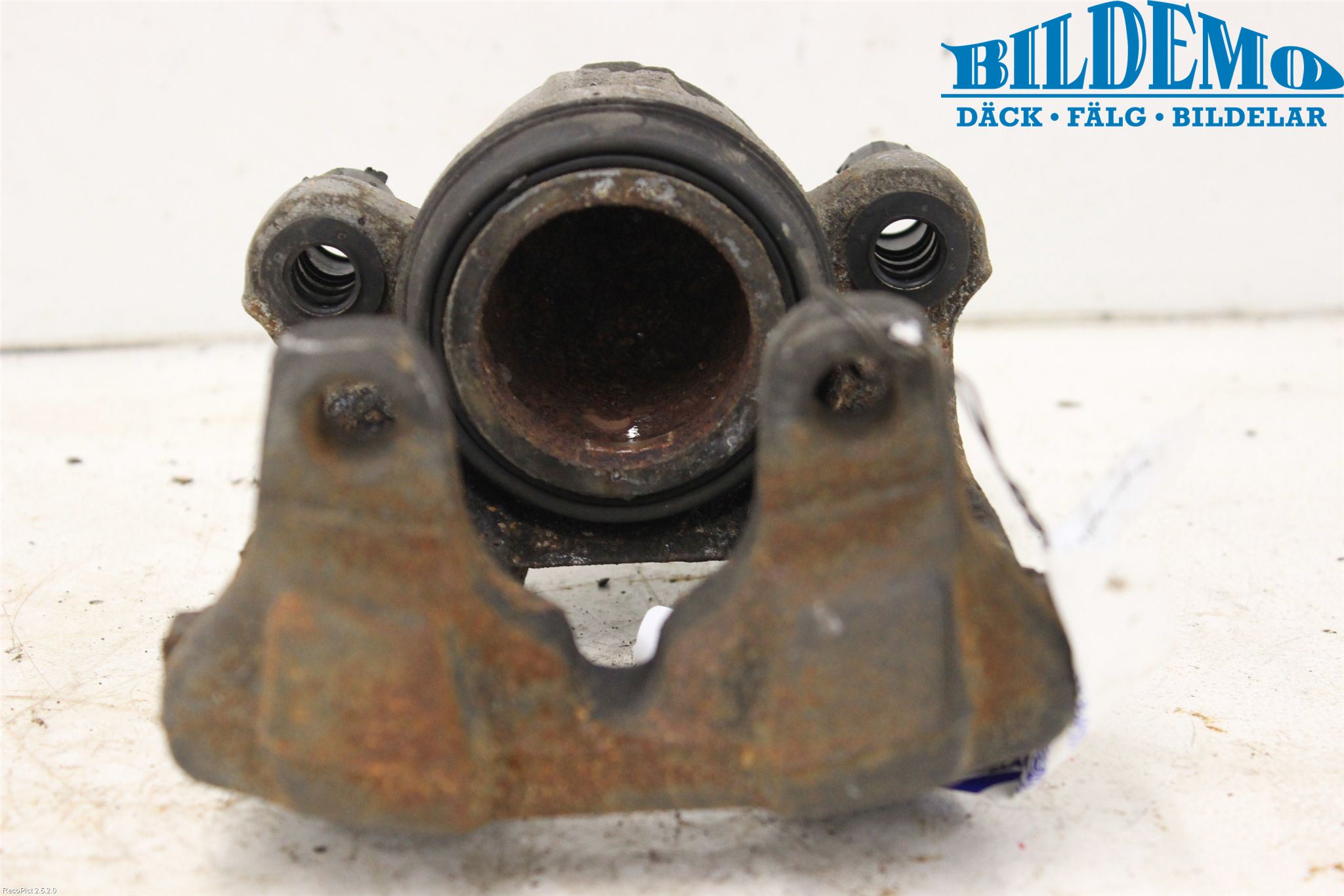 BMW 3 F30/F31/F80 12-19 Bromsok Fram Vänster
