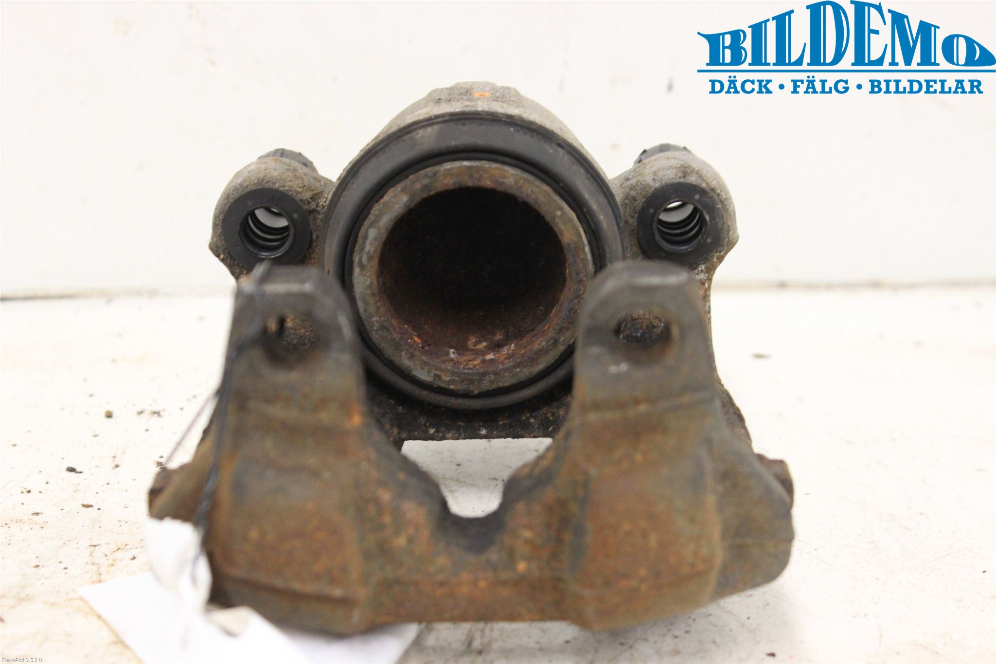 BMW 3 F30/F31/F80 12-19 Bromsok Fram Höger