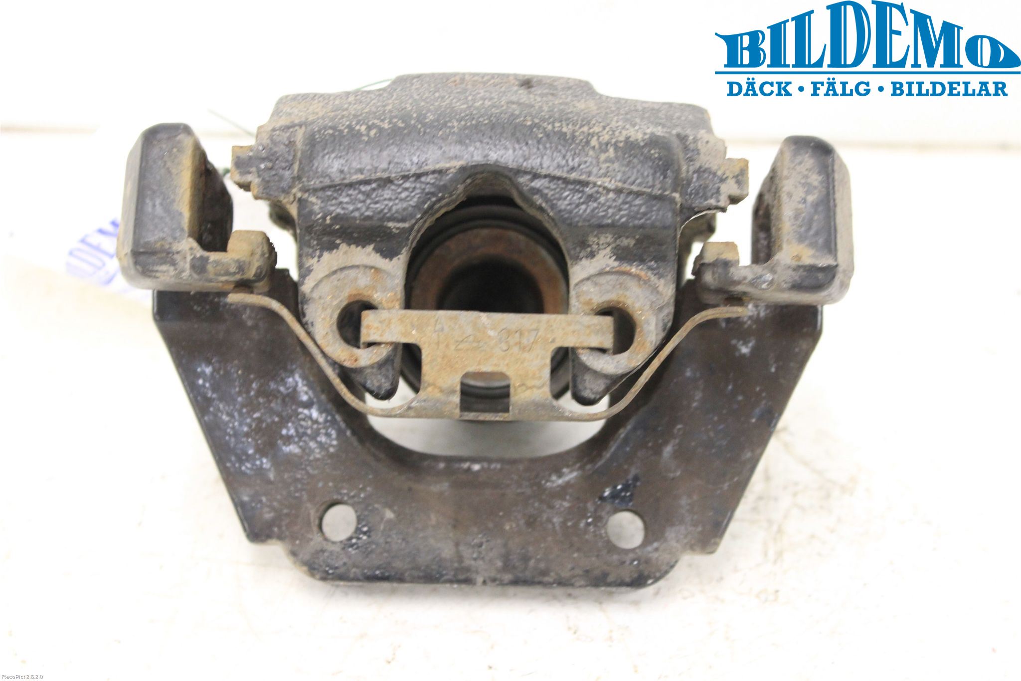 BMW 5 E60/61 Sed/Tou 02-10 Bromsok Bak Vänster