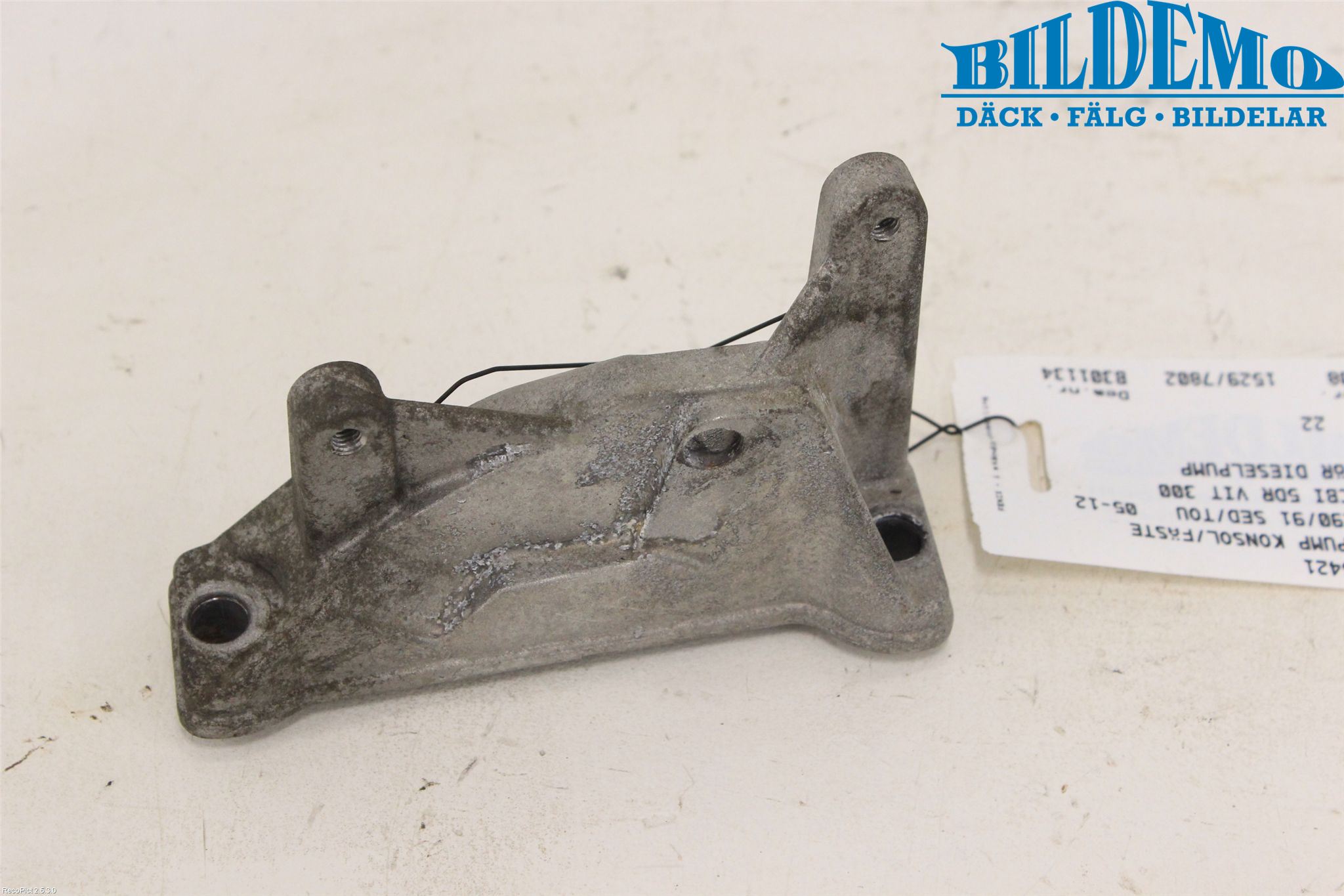 BMW 3 E90/91 SED/TOU 05-12 Bränslepump Konsol-Fäste