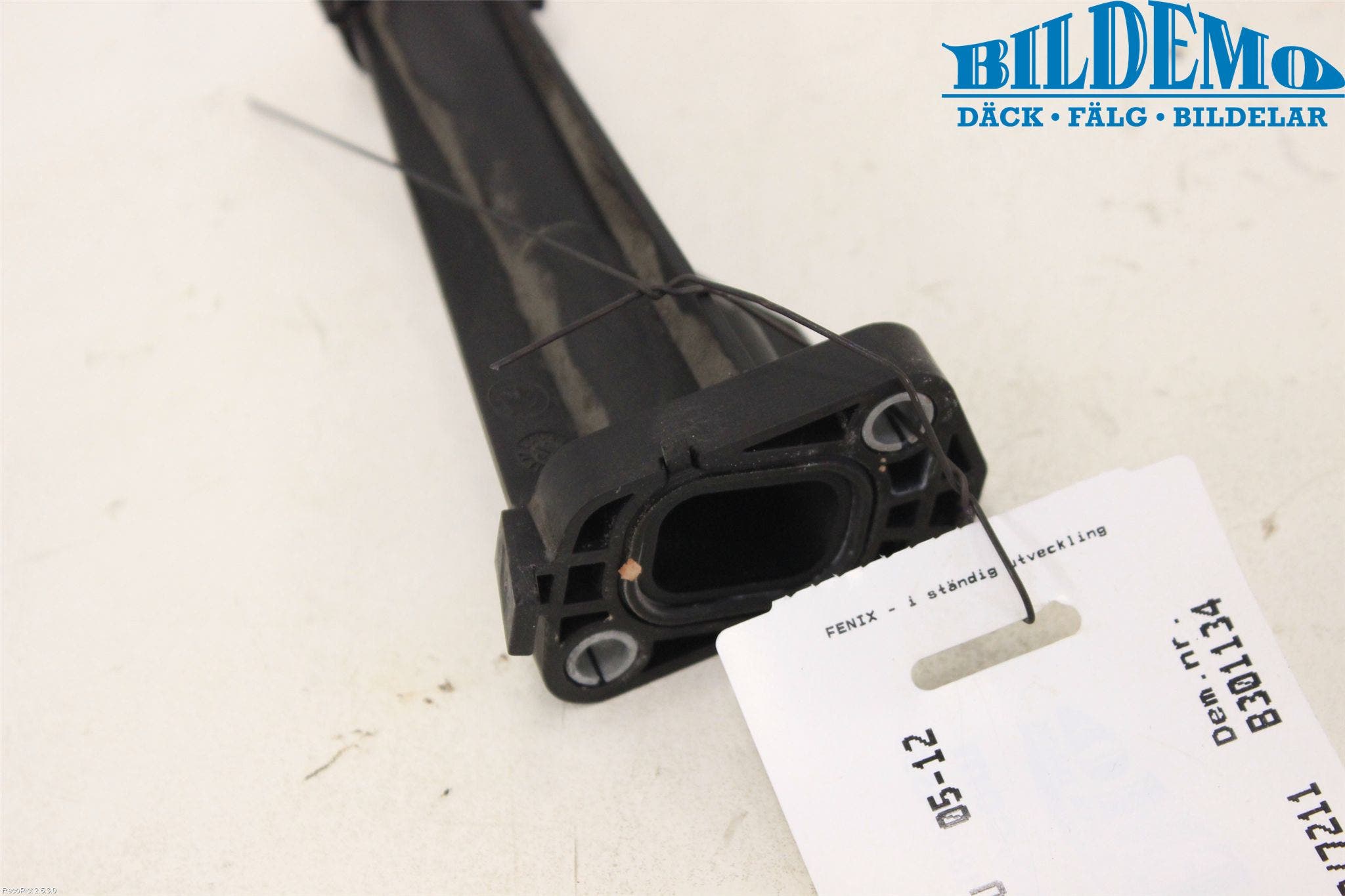 BMW 3 E90/91 SED/TOU 05-12 Vattenpumpshus-Lock