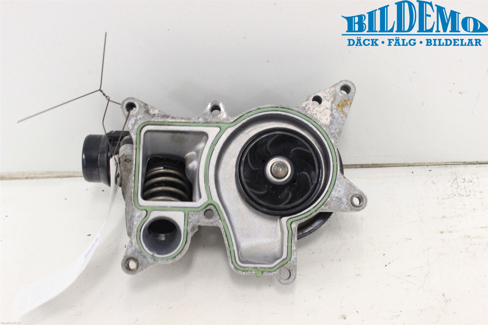 BMW 3 E90/91 SED/TOU 05-12 Vattenpump