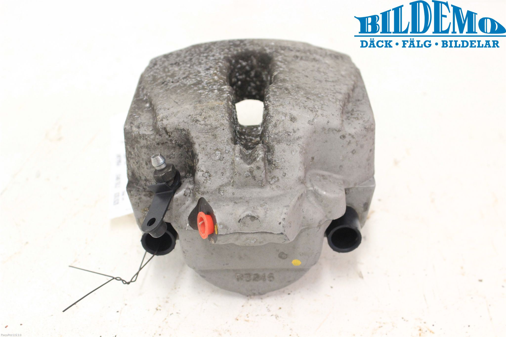 BMW 5 F10/F11/F18 09-17 Bromsok Fram Höger