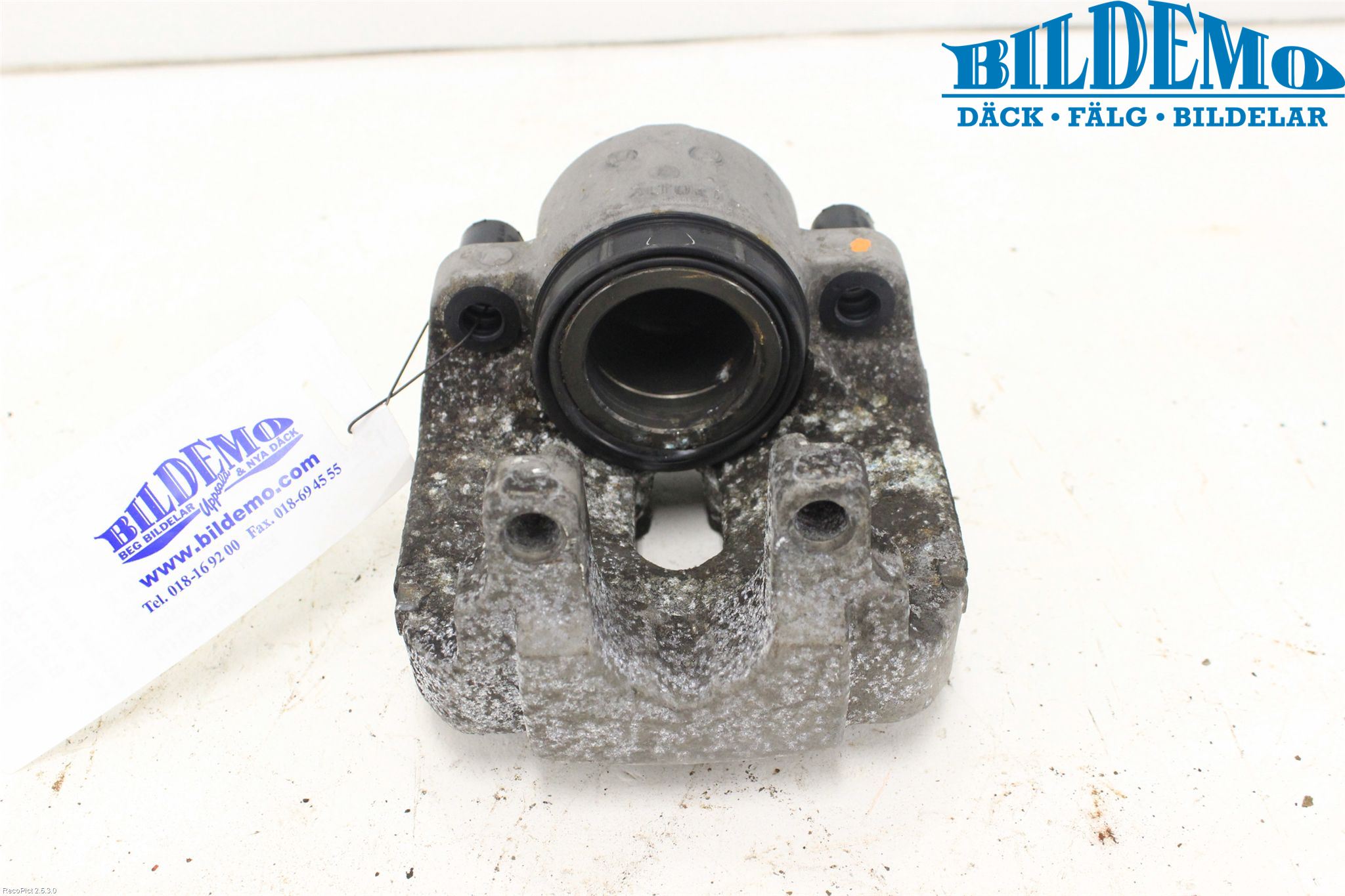 BMW 5 F10/F11/F18 09-17 Bromsok Fram Höger